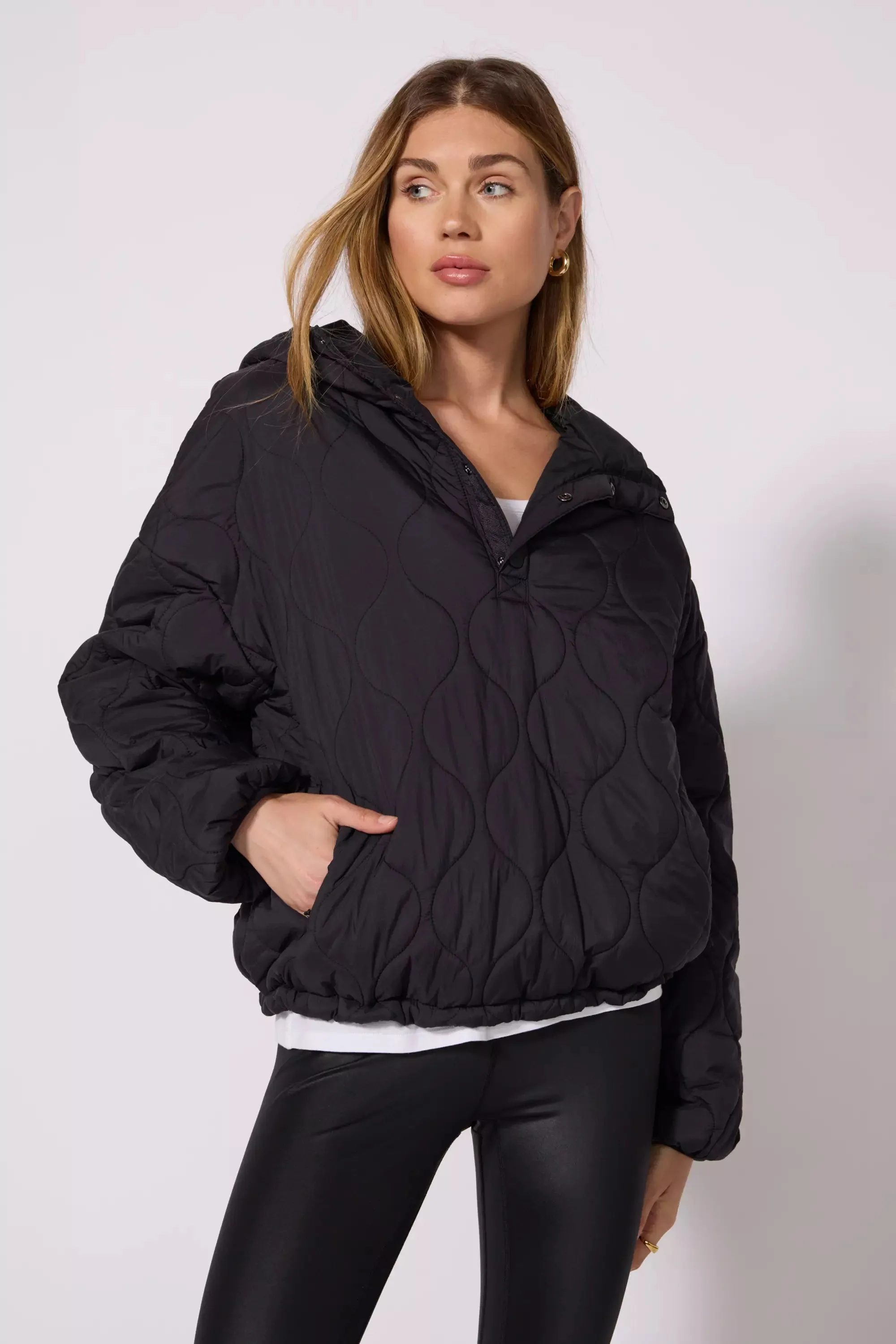 Polar Pullover - Black sold by MPG