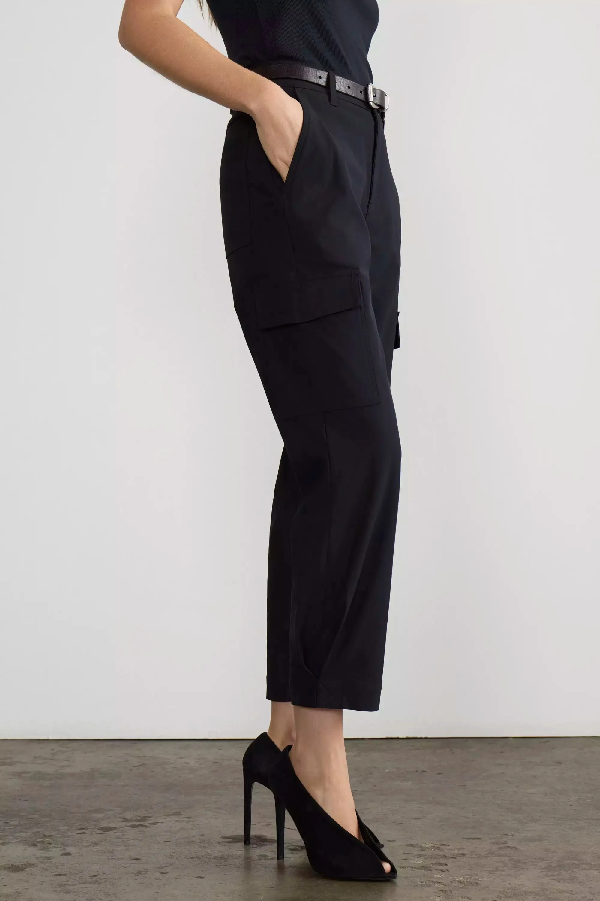 Limitless High-Rise Cargo Pant sold by Mondetta product image thumbnail 3