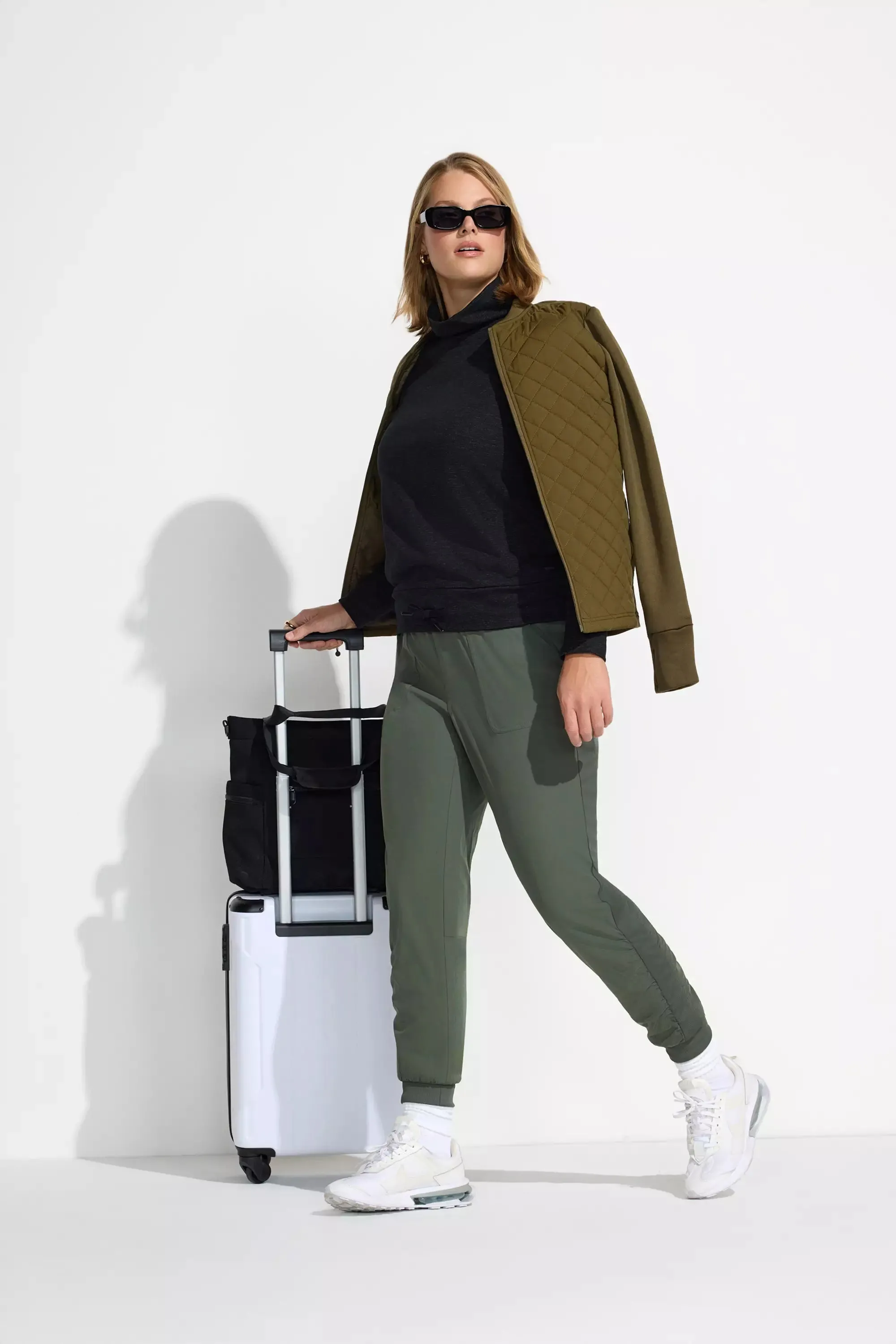 Women’s Space Dye Pullover Top - Black Combo sold by Mondetta product image thumbnail 4