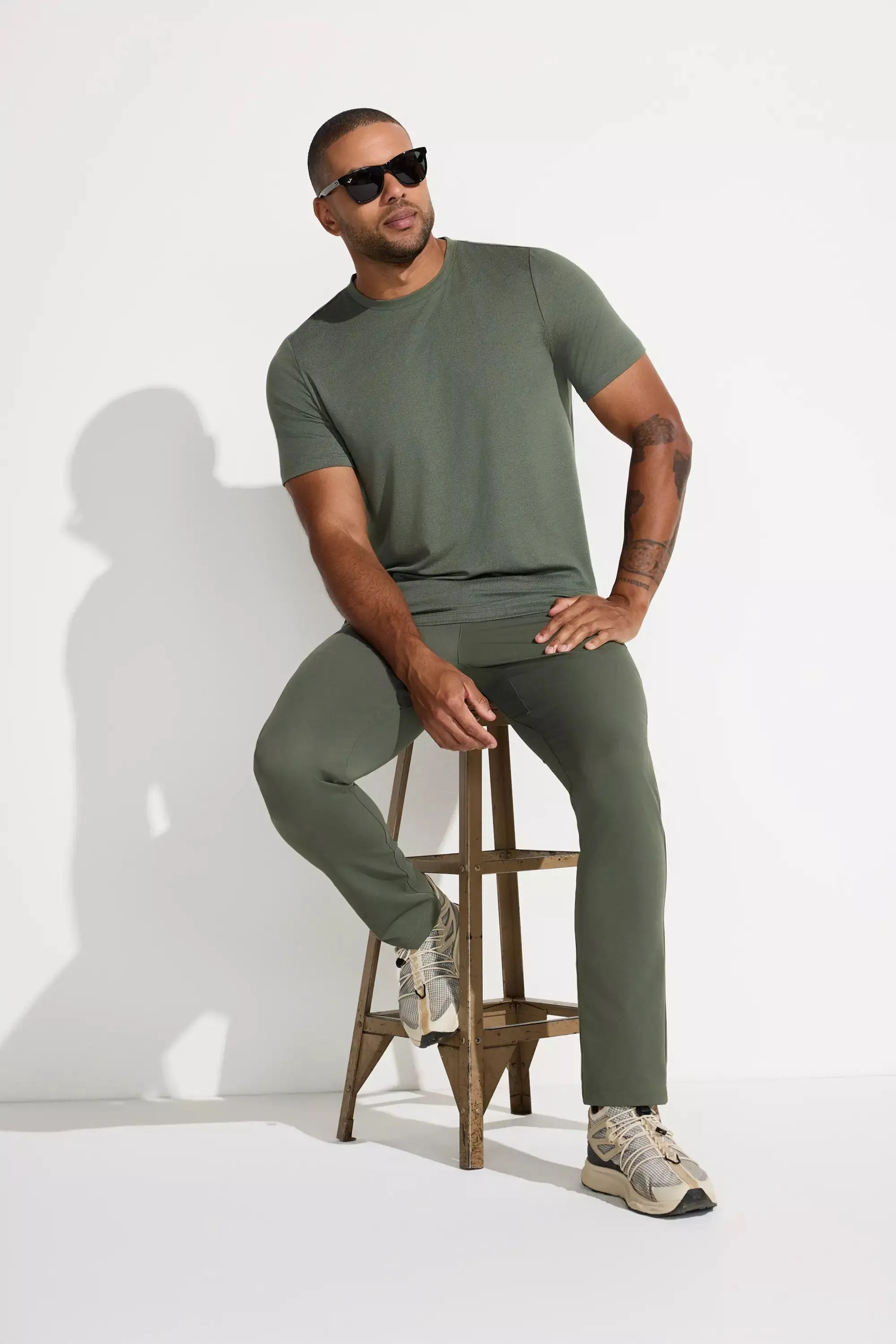 Men’s Elevate Tee - Green sold by Mondetta product image thumbnail 3
