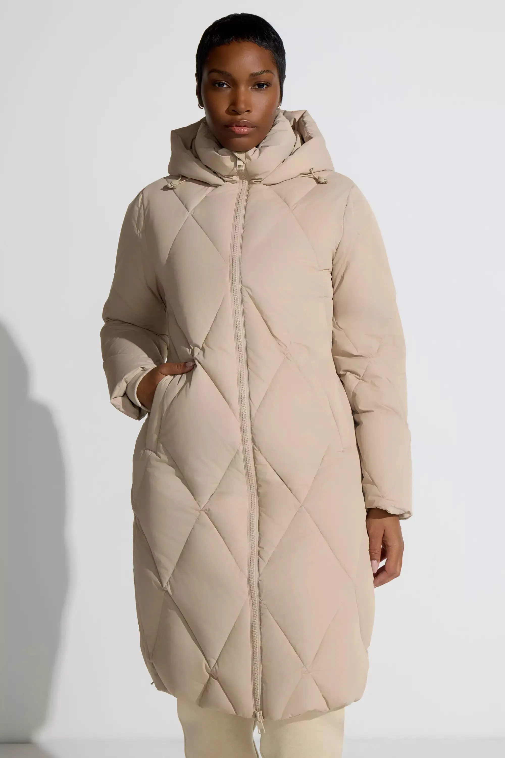 The RDS 700 Fill Power GRS Certified Recycled Poly Diamond-Quilted Parka - Cream sold by Mondetta product image thumbnail 2
