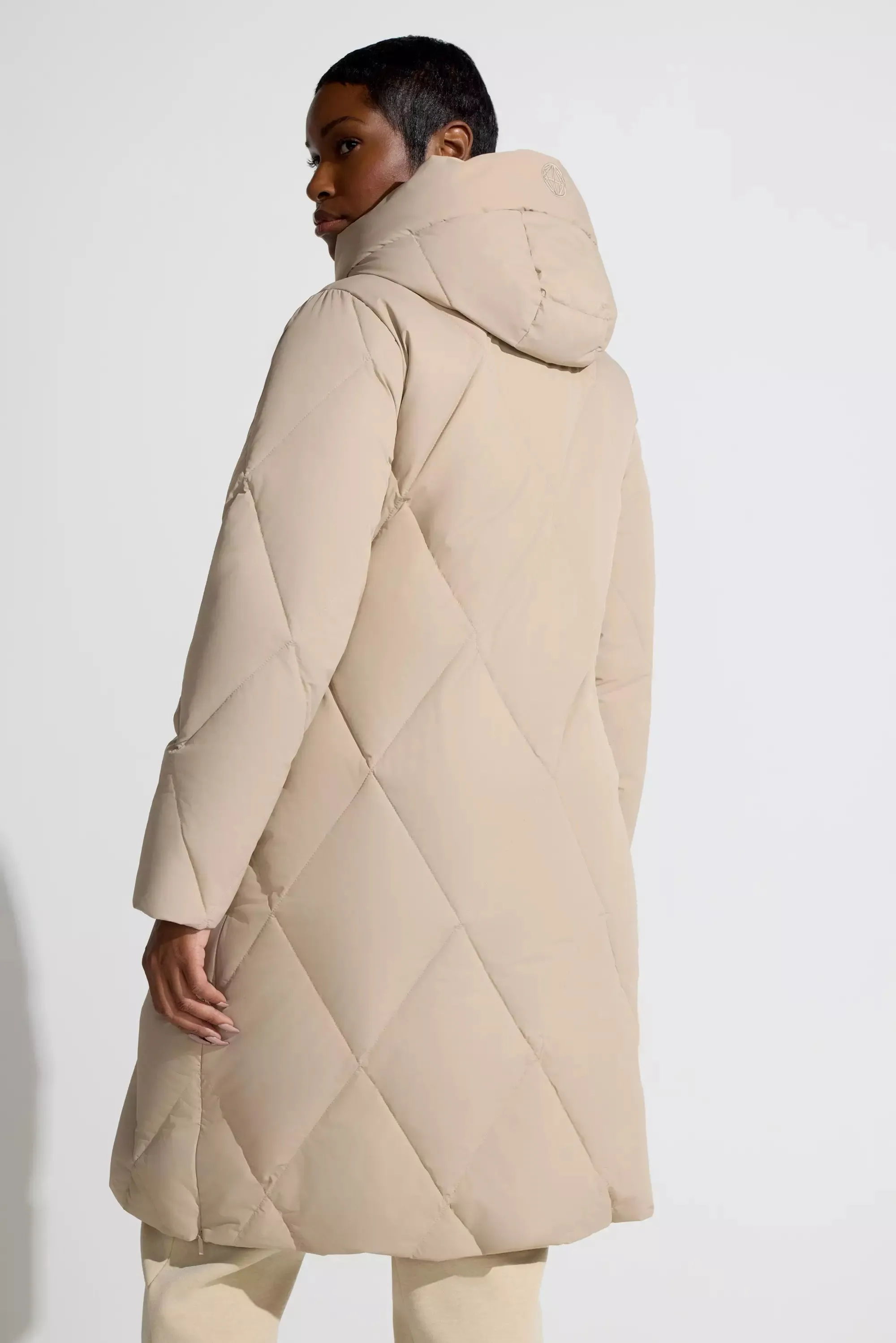 The RDS 700 Fill Power GRS Certified Recycled Poly Diamond-Quilted Parka - Cream sold by Mondetta product image thumbnail 3