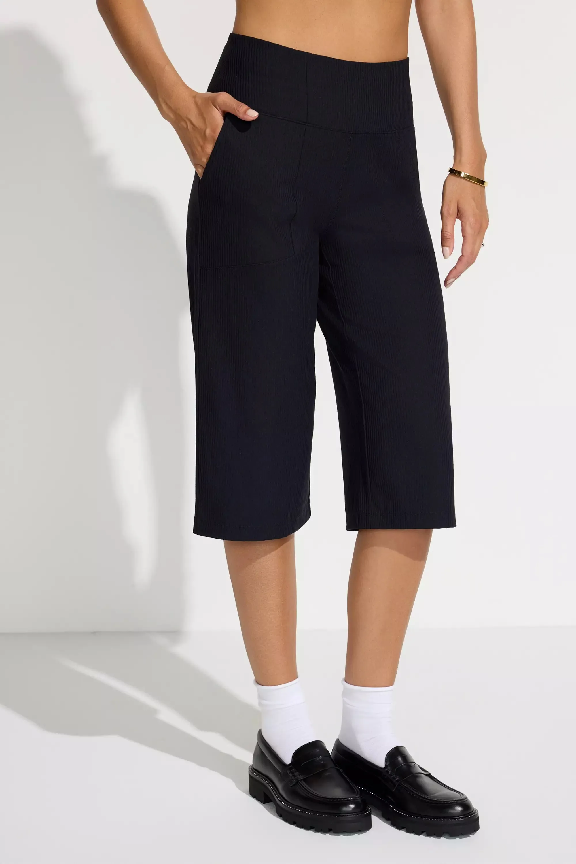 The Soft Luxe Ribbed GRS Certified Recycled Nylon Capri Pant - Black sold by Mondetta product image thumbnail 3