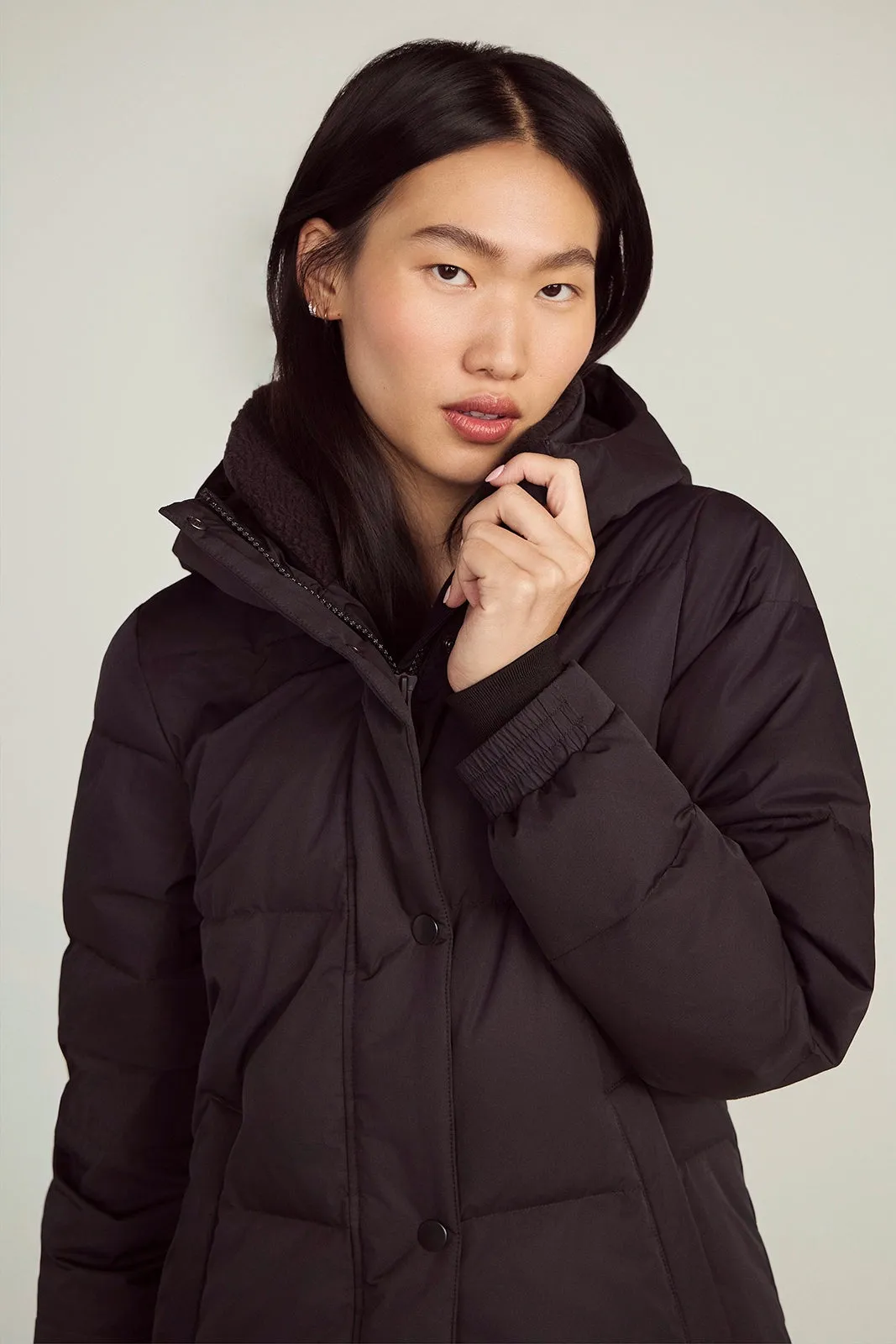 The RDS 700-Fill Power GRS Certified Recycled Poly Longline Puffer Parka - Black sold by Mondetta product image thumbnail 4