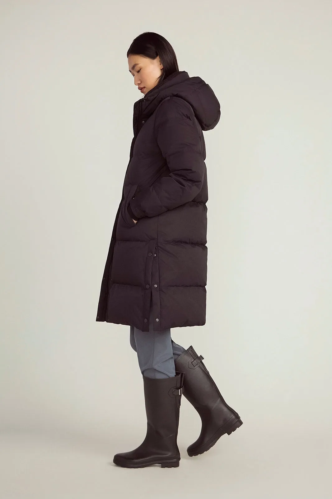 The RDS 700-Fill Power GRS Certified Recycled Poly Longline Puffer Parka - Black sold by Mondetta product image thumbnail 2