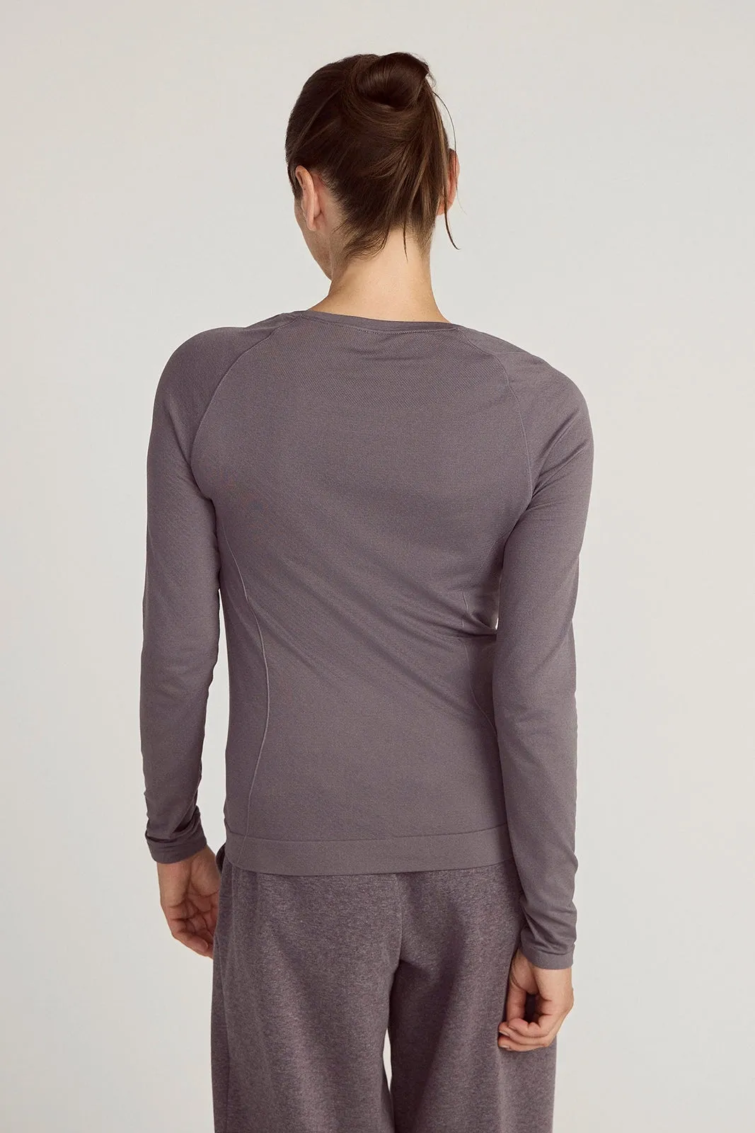 The Stretch Seamless GRS Certified Recycled Nylon Long Sleeve - Excalibur Purple sold by Mondetta product image thumbnail 3