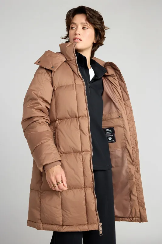 The RDS 700 Fill Power GRS Certified Recycled Poly Square-Quilted  Parka - Light Brown sold by Mondetta