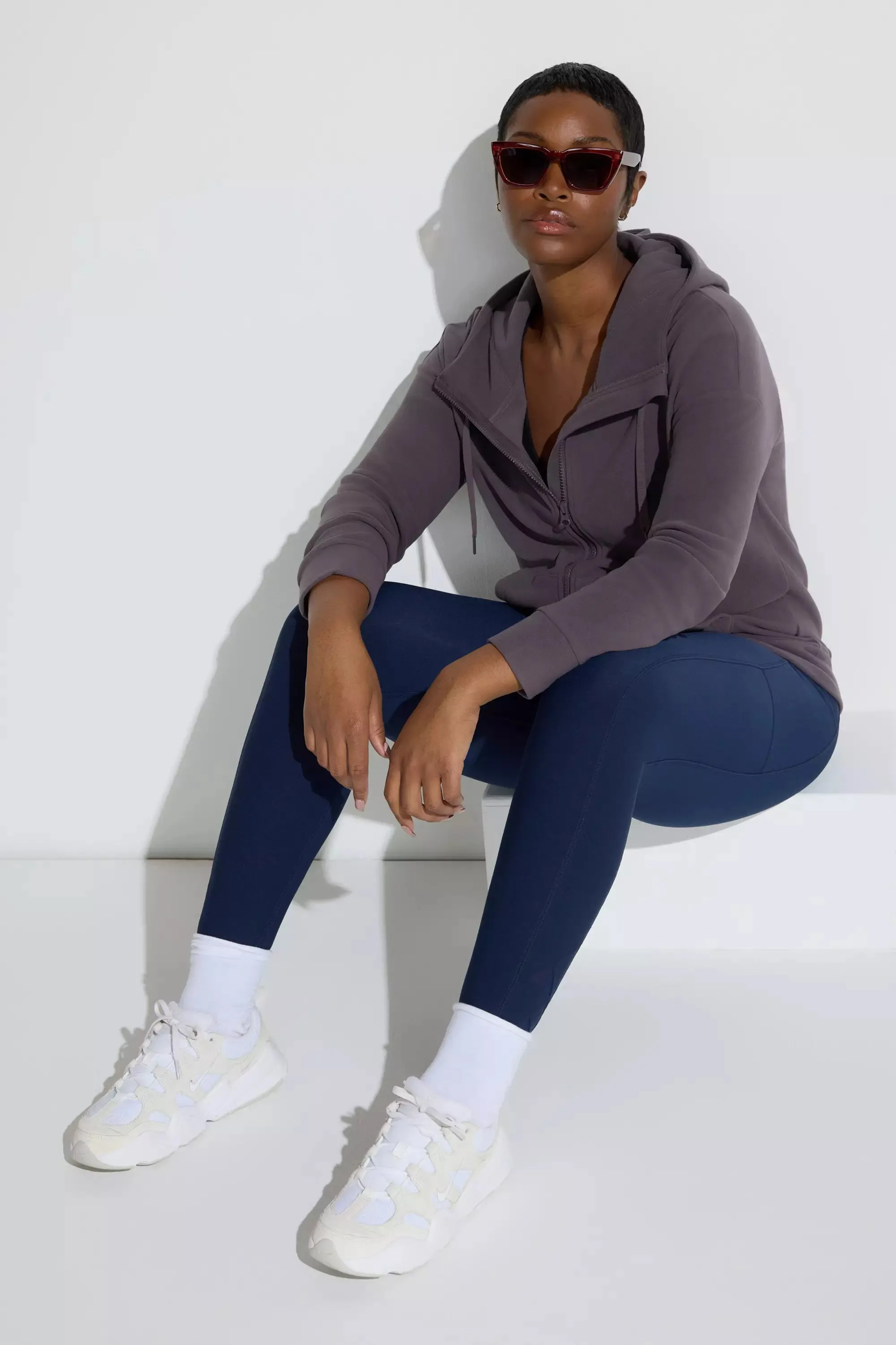 The Active Stretch GRS Certified Recycled Poly Mesh Detail Legging - Deep Navy sold by Mondetta product image thumbnail 5