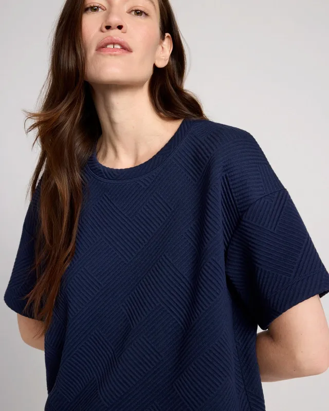 The Soft Stretch Geo Jacquard Crew Neck Top - Navy Blazer made by Mondetta