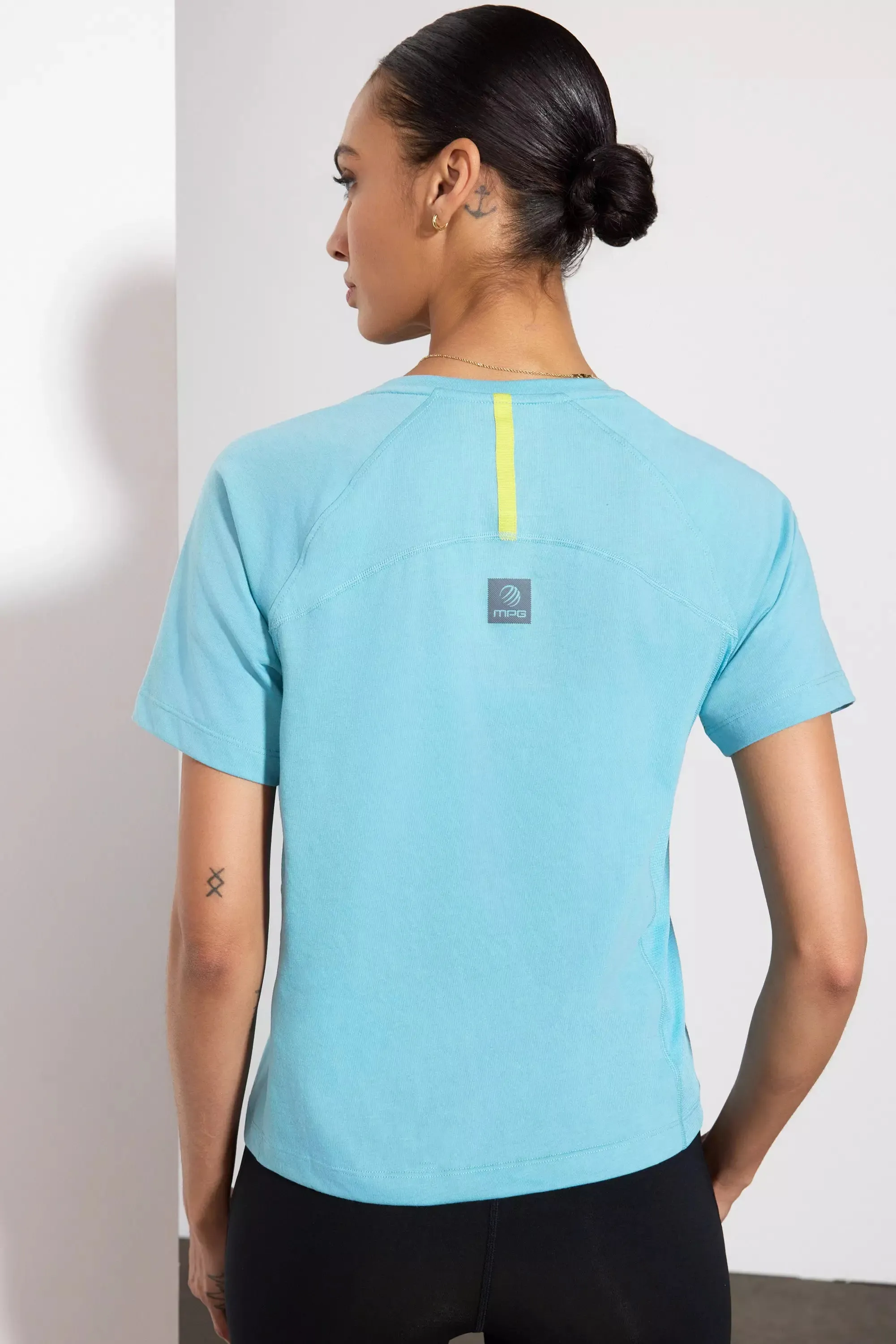 Achieve Pocket Tee with Mesh Panel - Reef Waters sold by MPG product image thumbnail 3