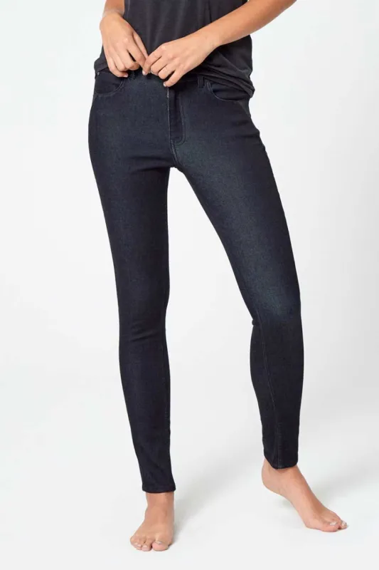 PerformFit Executive High-Rise Skinny Jean sold by MPG