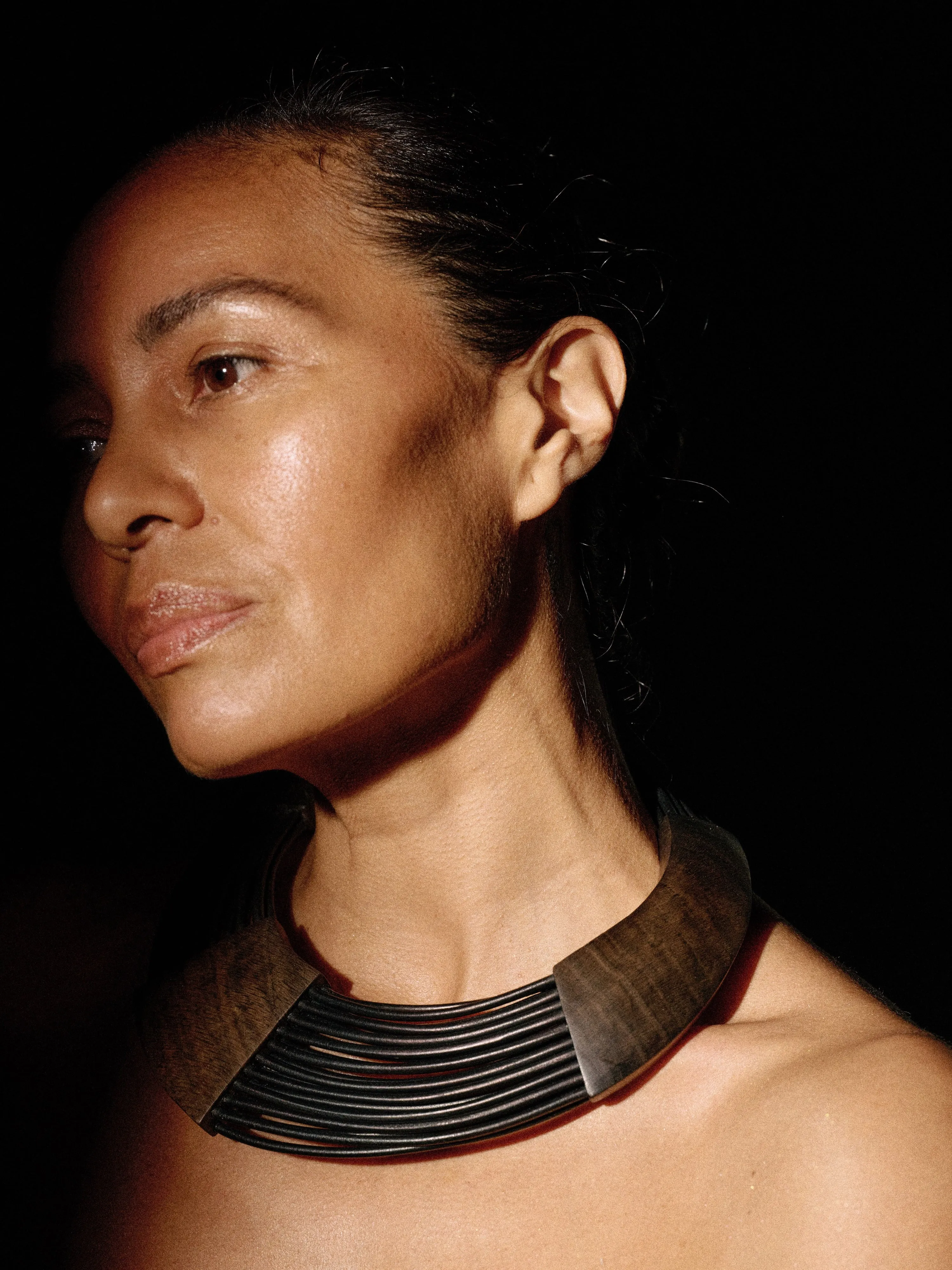 Brisa necklace: bog oak, leather sold by Monies product image thumbnail 2