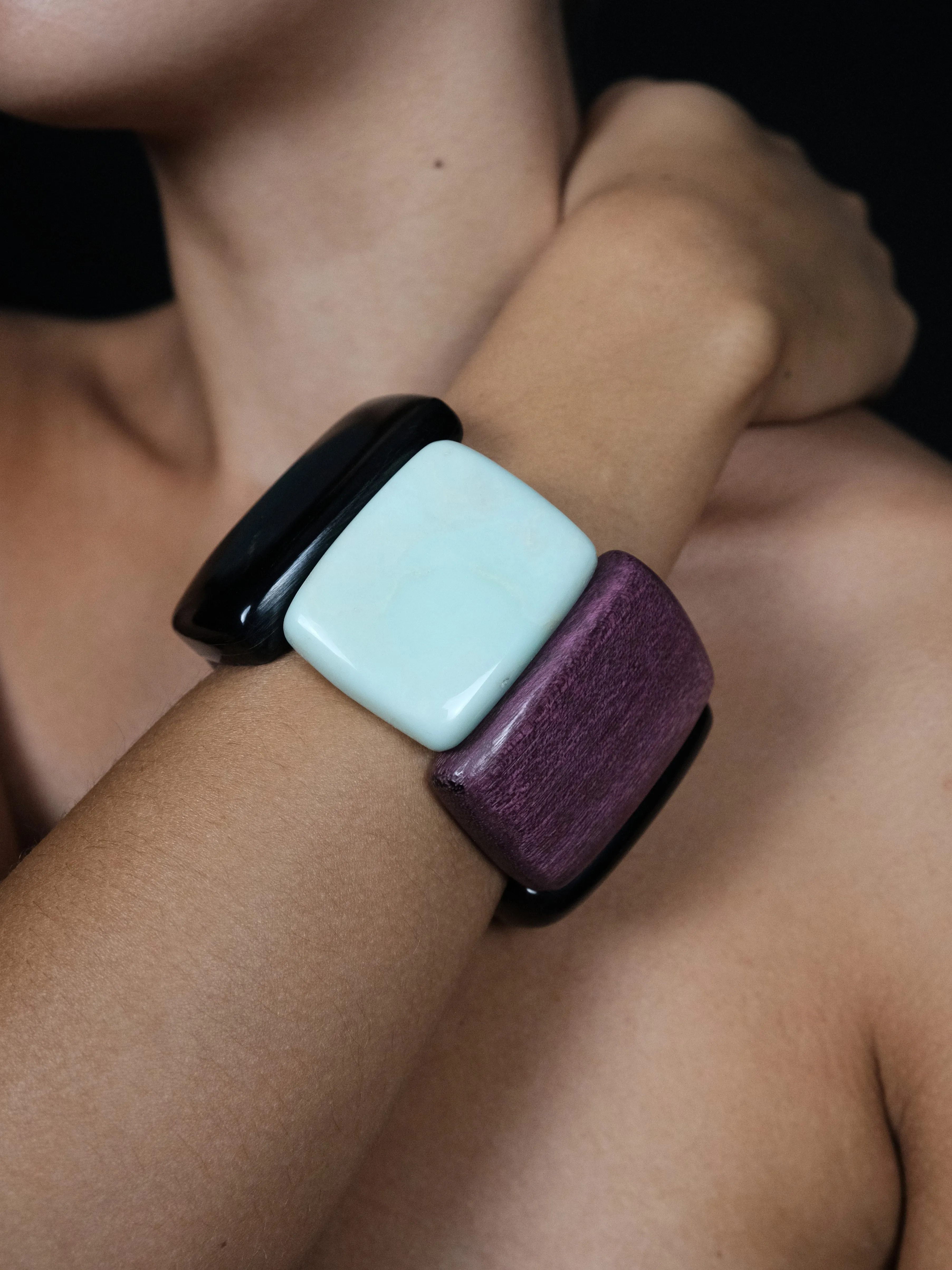 Bracelet: horn, amarant, chrysoprase sold by Monies product image thumbnail 2