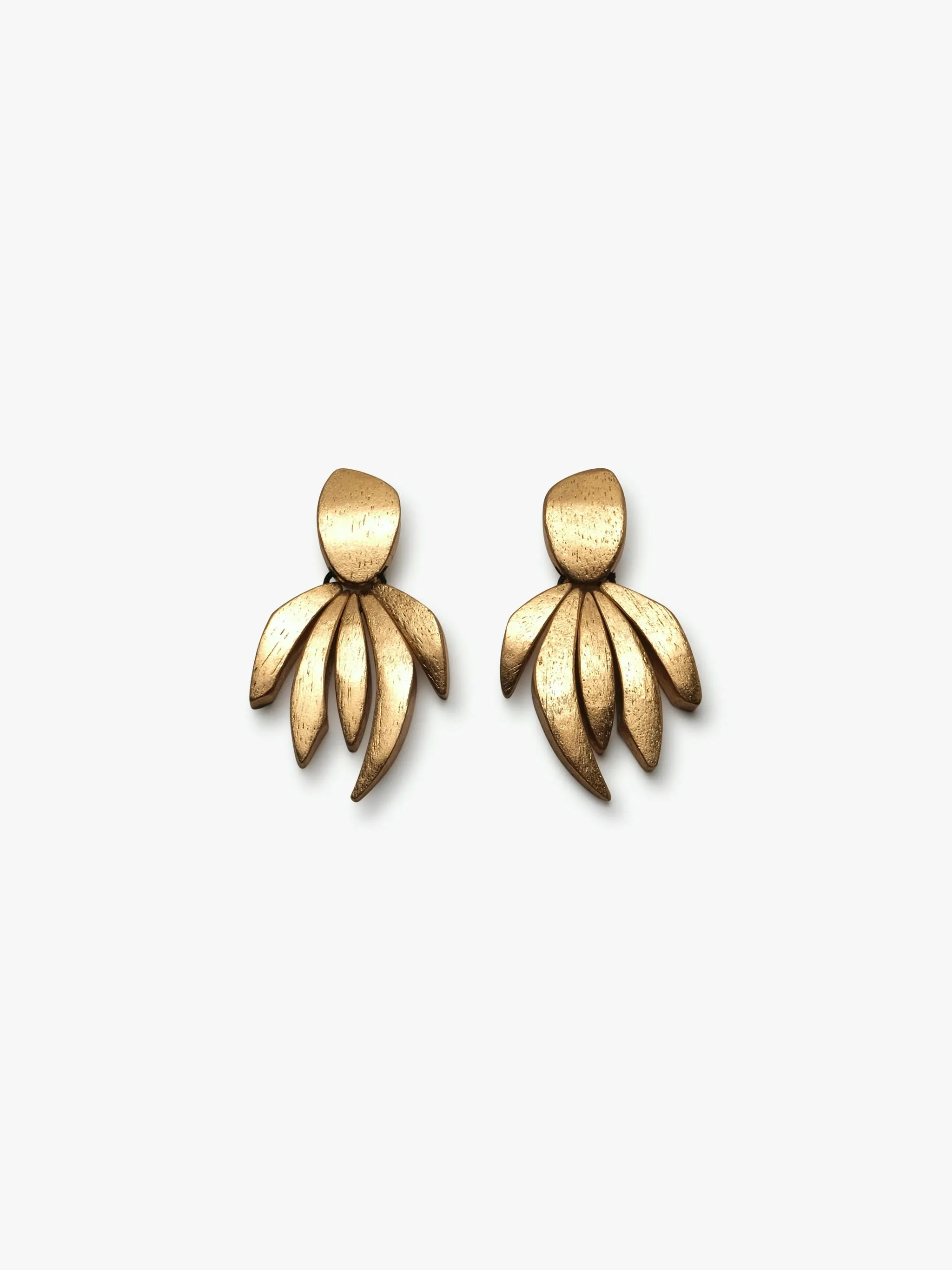 Tia earring: goldfoil sold by Monies