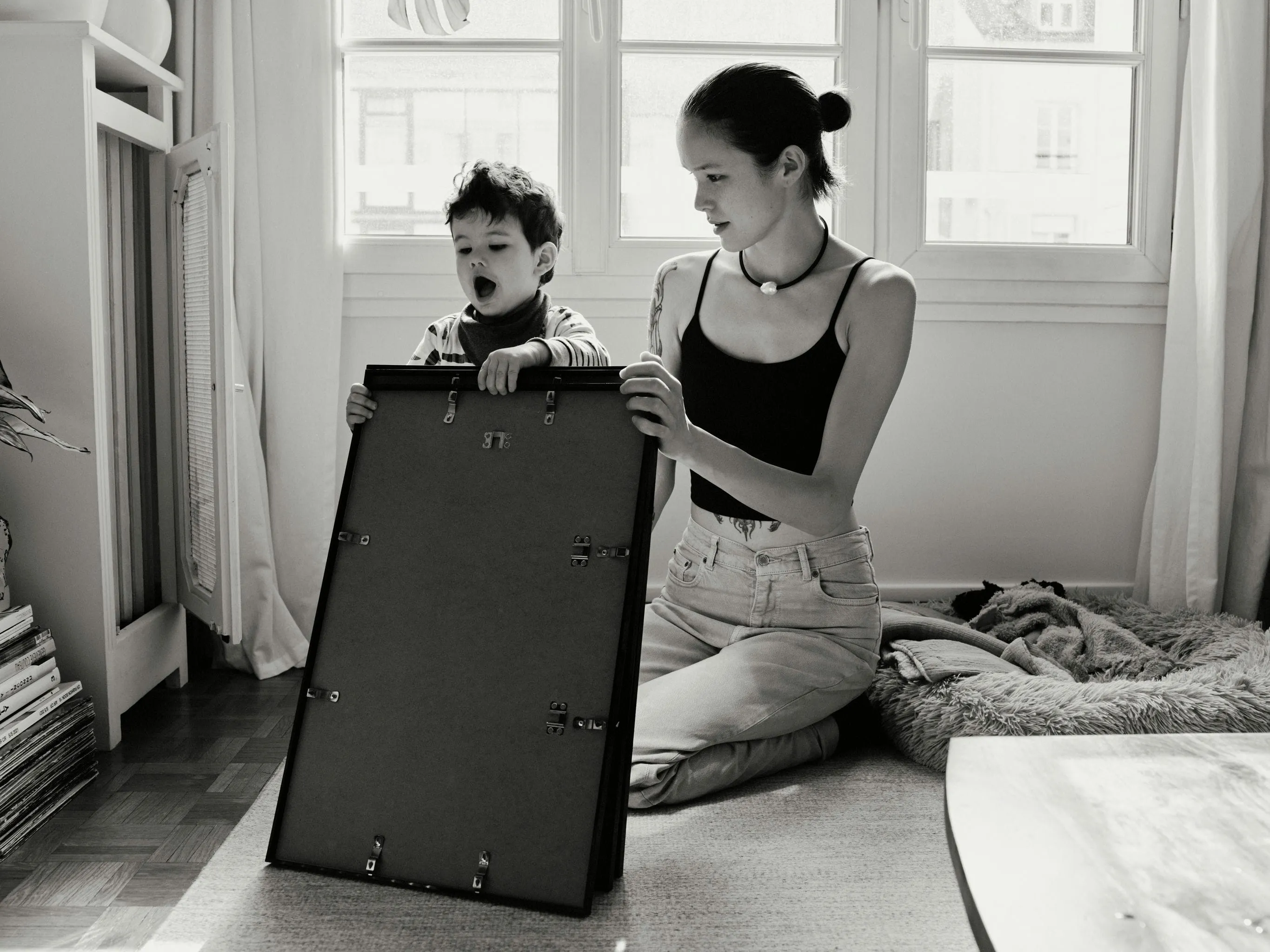 Lyséa necklace: leather, baroque pearl sold by Monies product image thumbnail 2