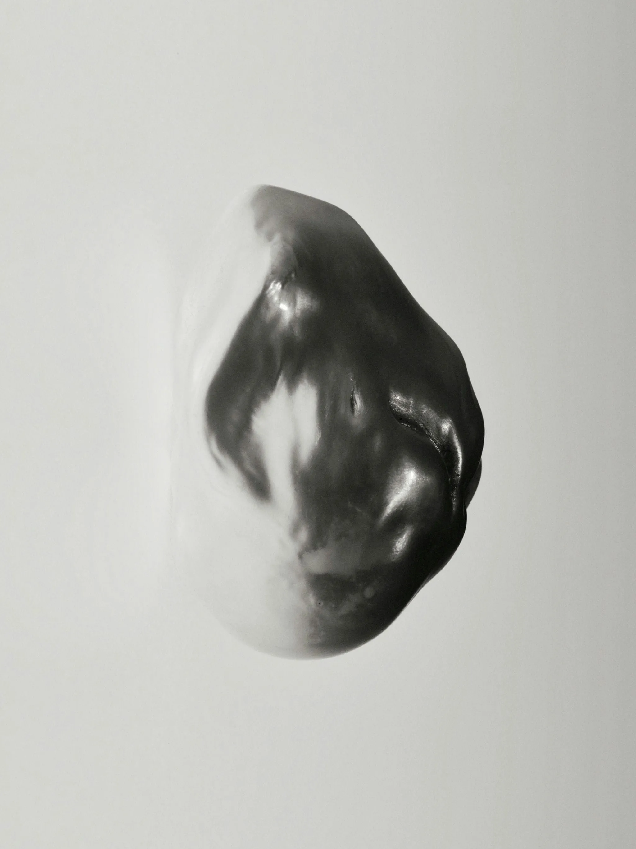 Marée earrings: baroque pearls sold by Monies product image thumbnail 4