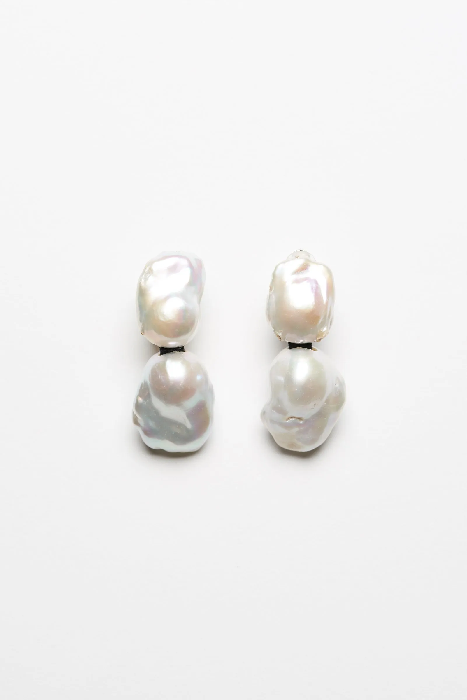 Sable earrings: double baroque pearls sold by Monies product image thumbnail 5