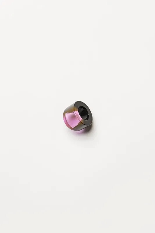 Tracy ring: pink and black made by Monies