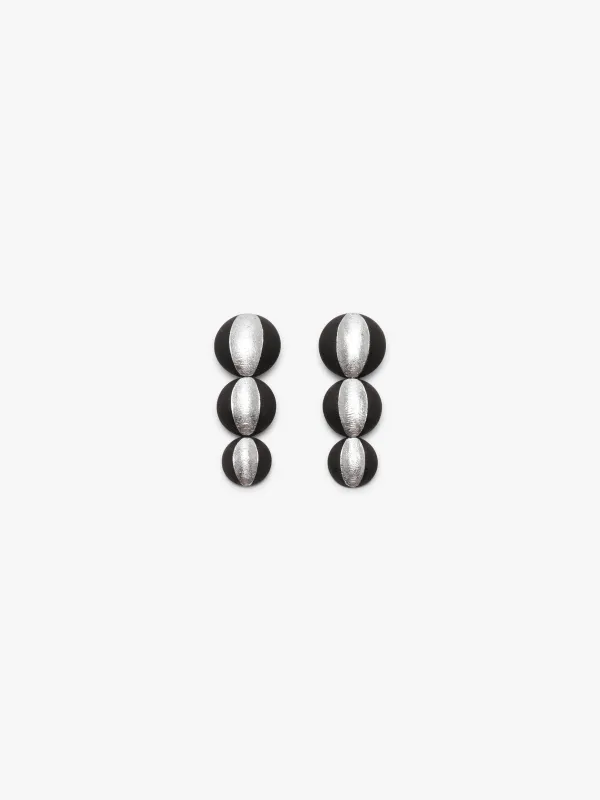 Zuri earrings: acacia, silverfoil made by Monies