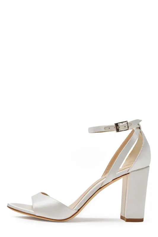 Sarah Satin Heel sold by Monique Lhuillier