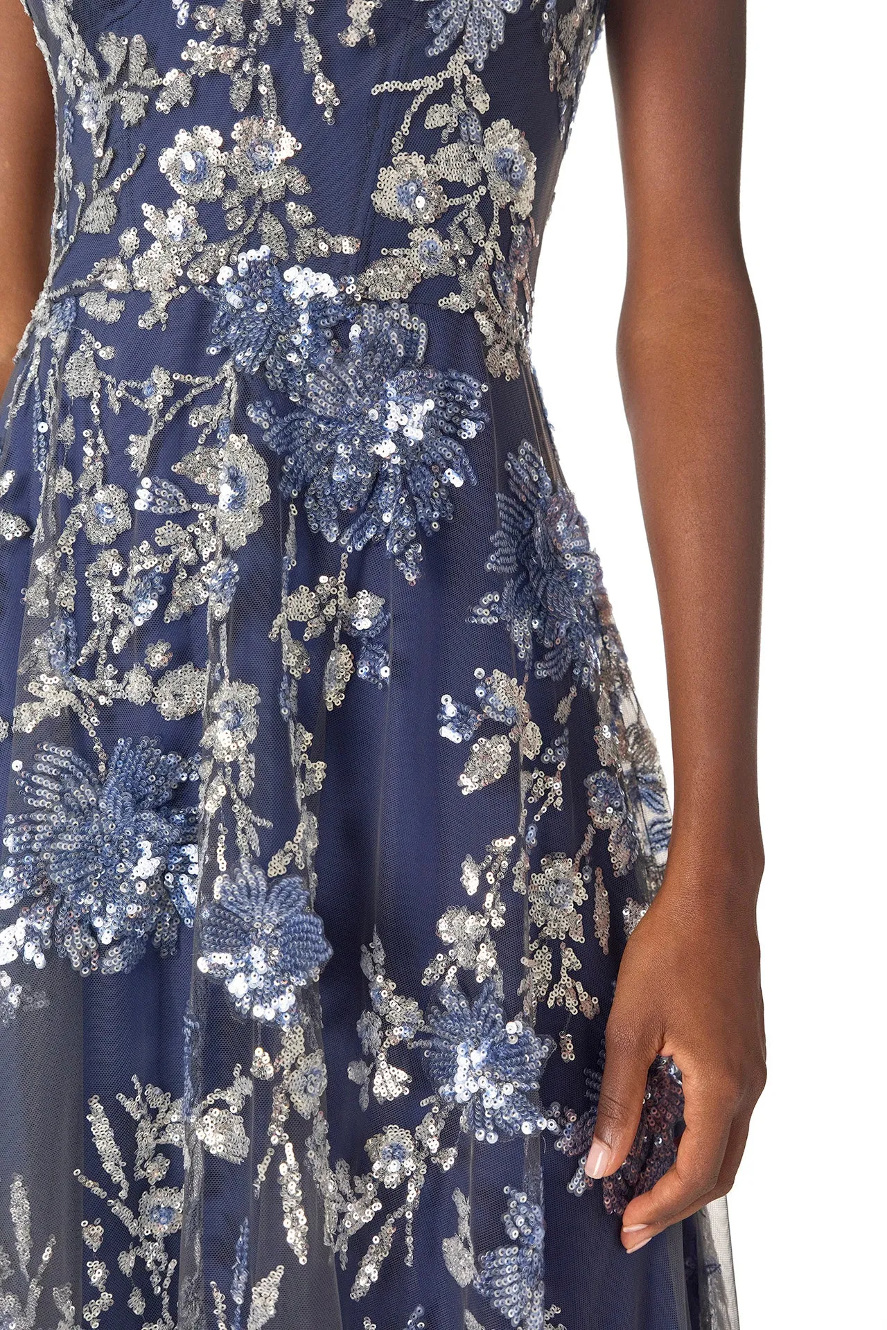 Sleeveless Sequin Tulle Gown sold by Monique Lhuillier product image thumbnail 3