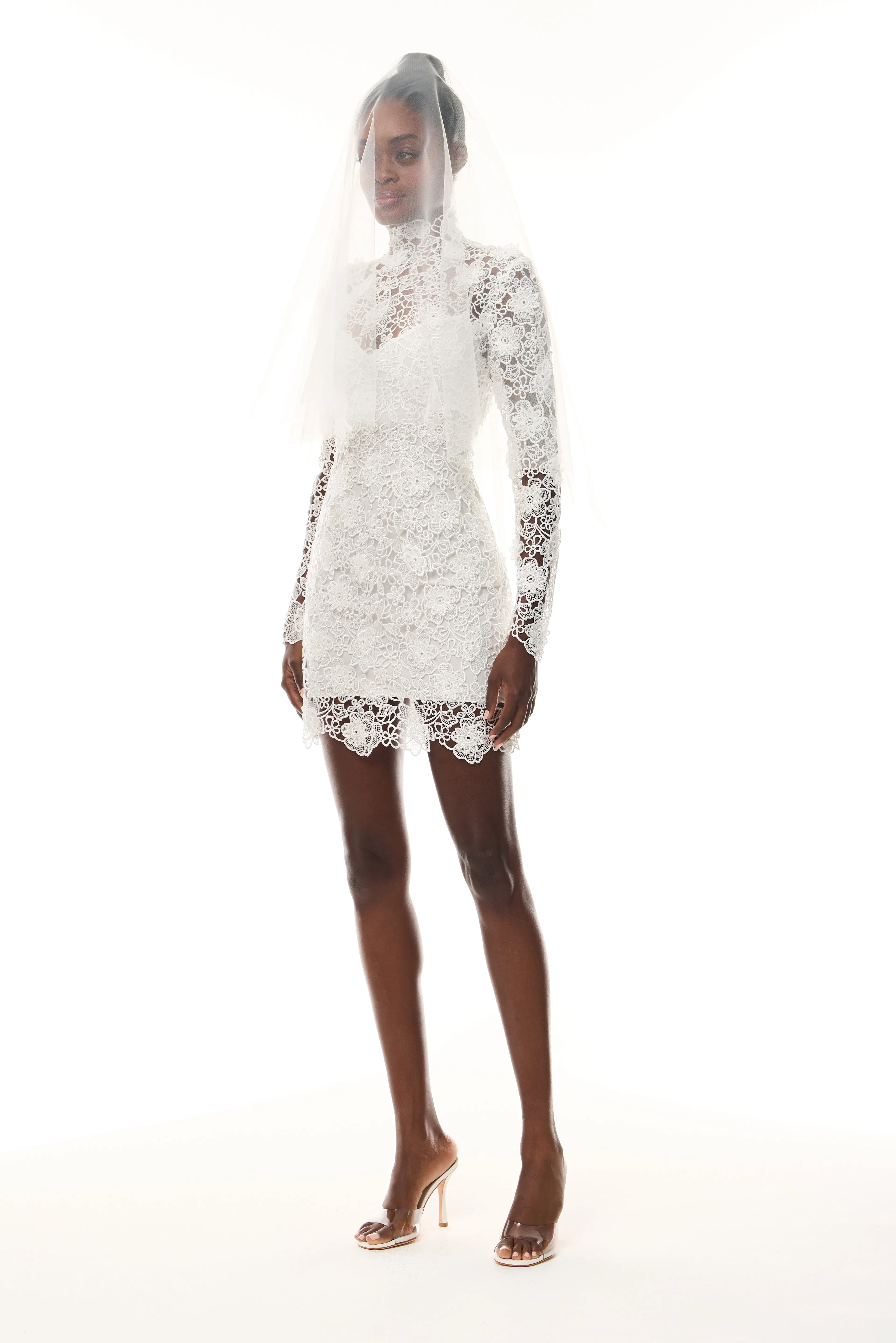 Novi Lace Dress sold by Monique Lhuillier product image thumbnail 4