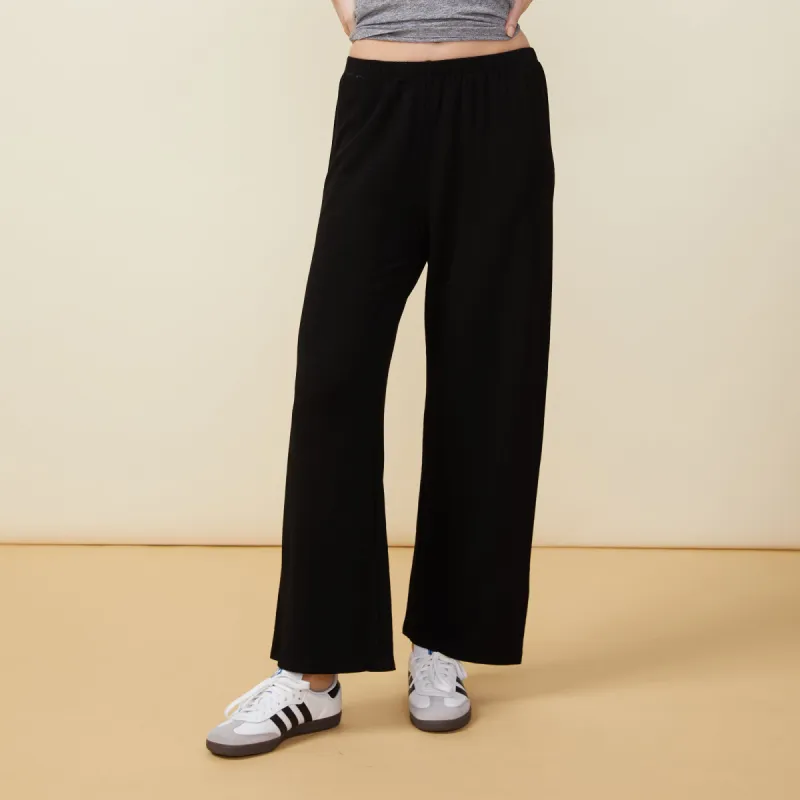 Supersoft Crop Straight Leg Sweat sold by Monrow