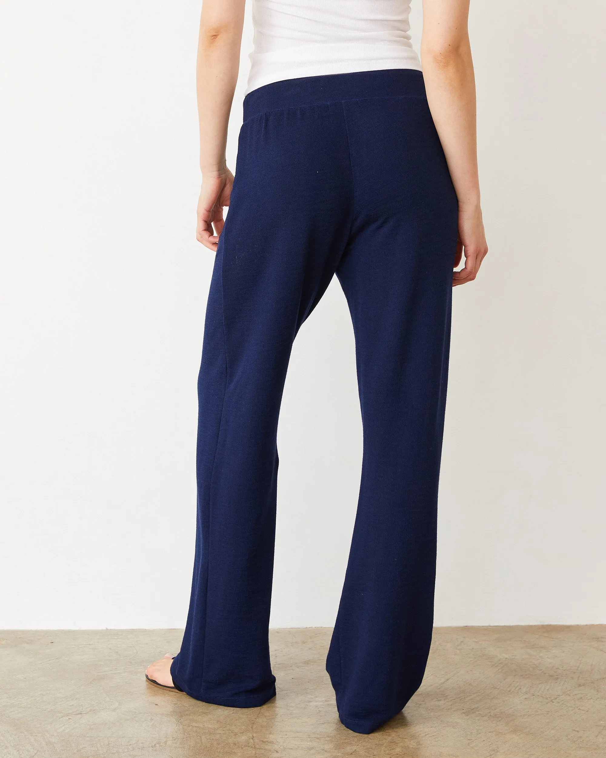 Supersoft Straight Leg Vintage Sweatpant sold by Monrow product image thumbnail 4