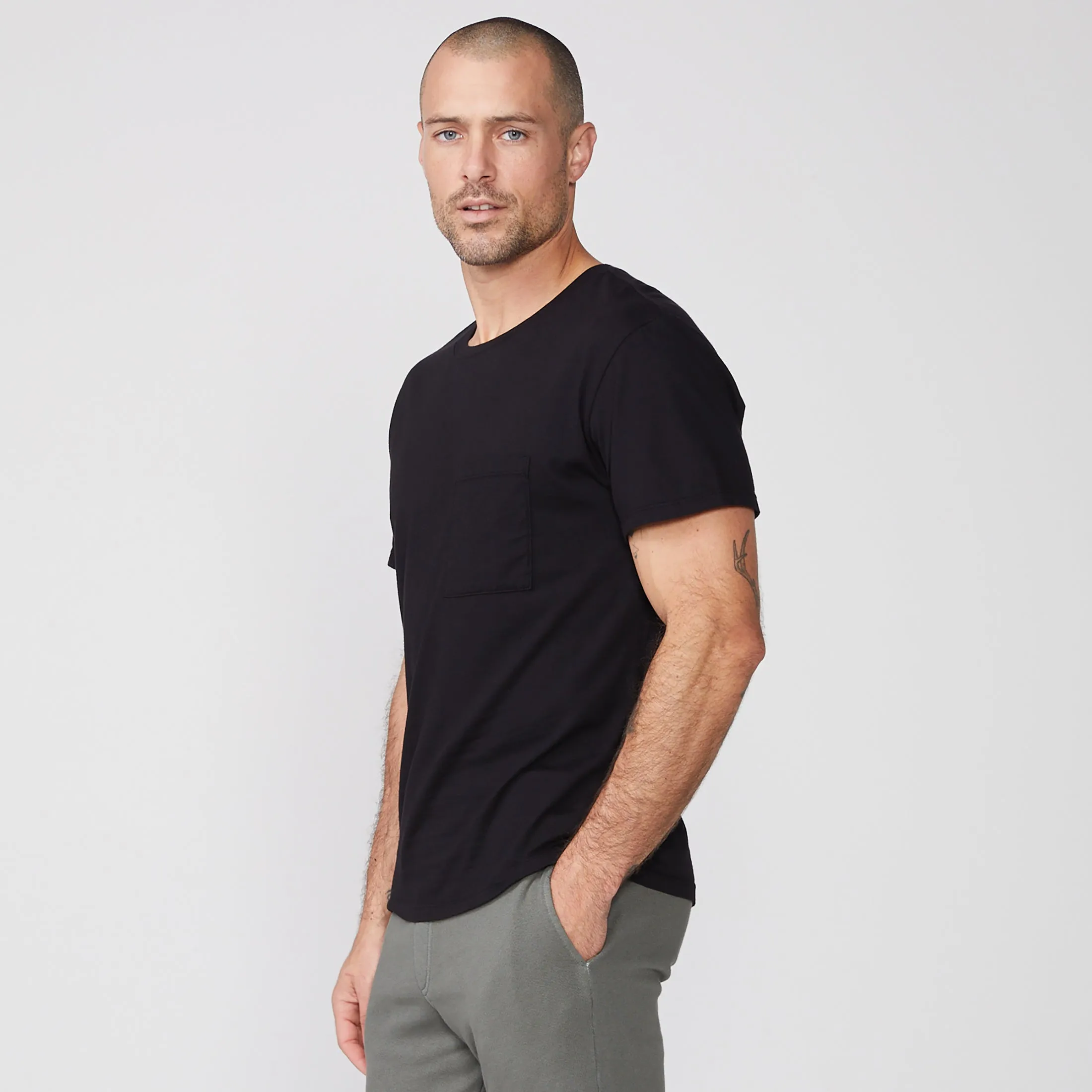 Relaxed Pocket Crew sold by Monrow product image thumbnail 3