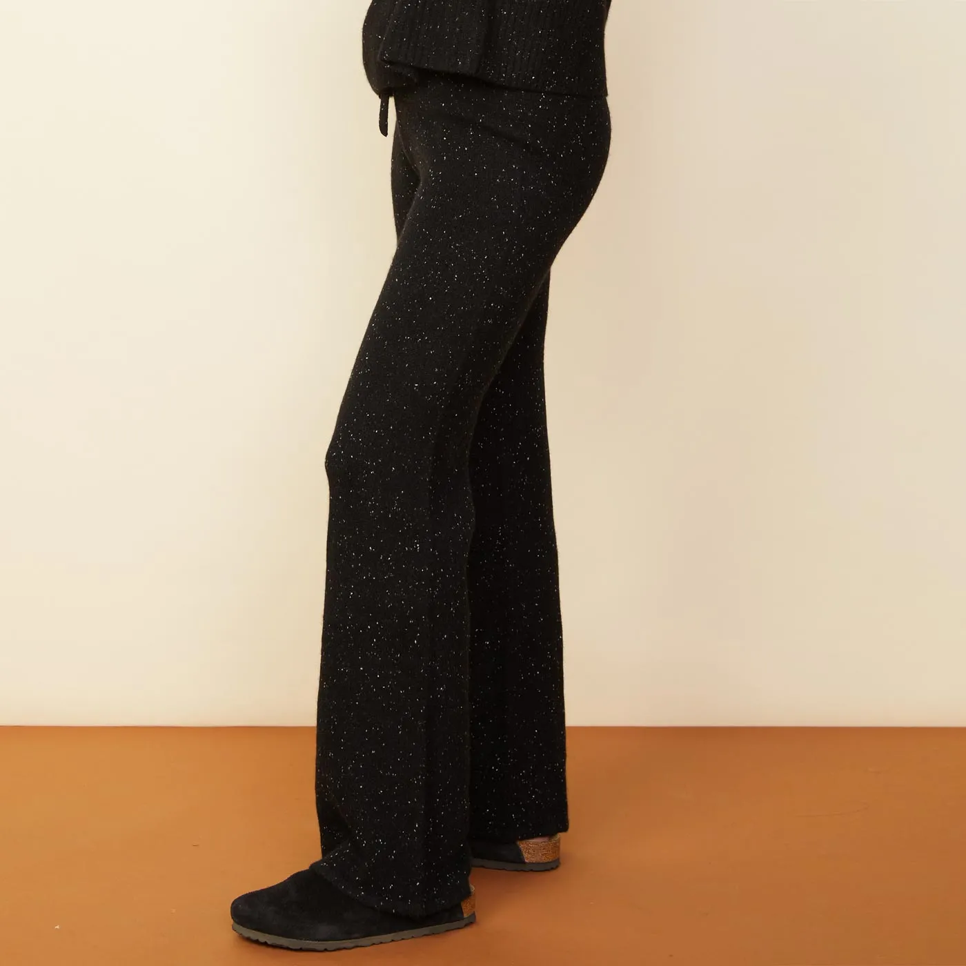 Cashmere Neps Lounge Sweats sold by Monrow product image thumbnail 3