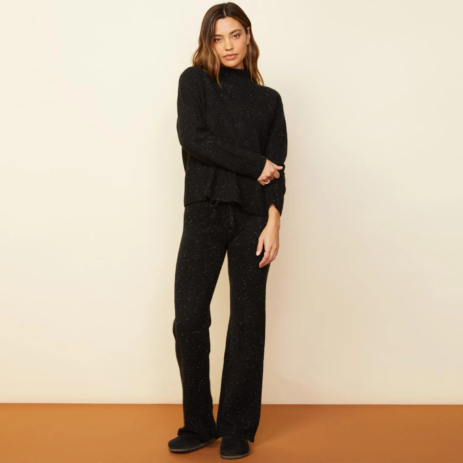 Cashmere Neps Lounge Sweats sold by Monrow product image thumbnail 2