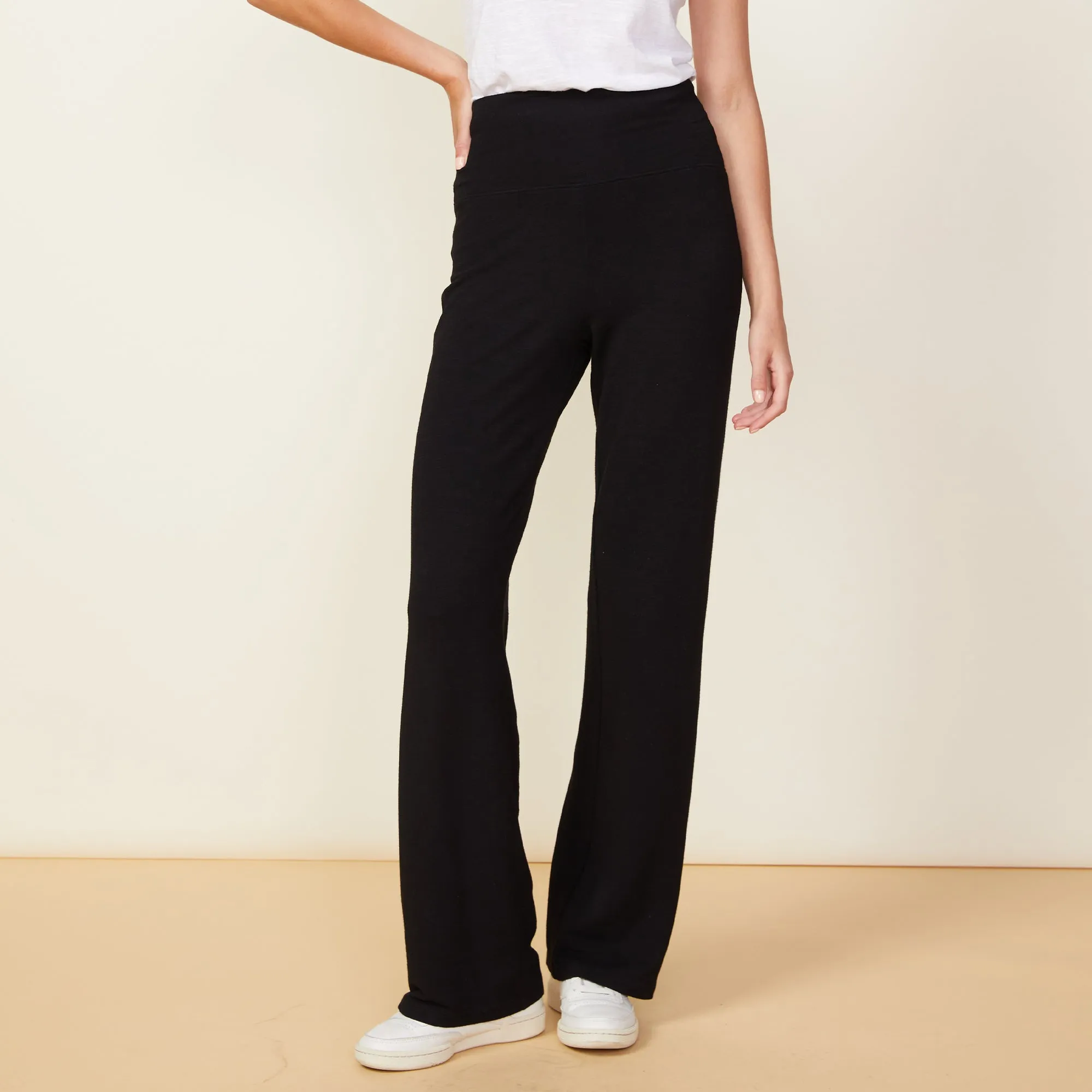 Supersoft Flare Pant sold by Monrow product image thumbnail 2