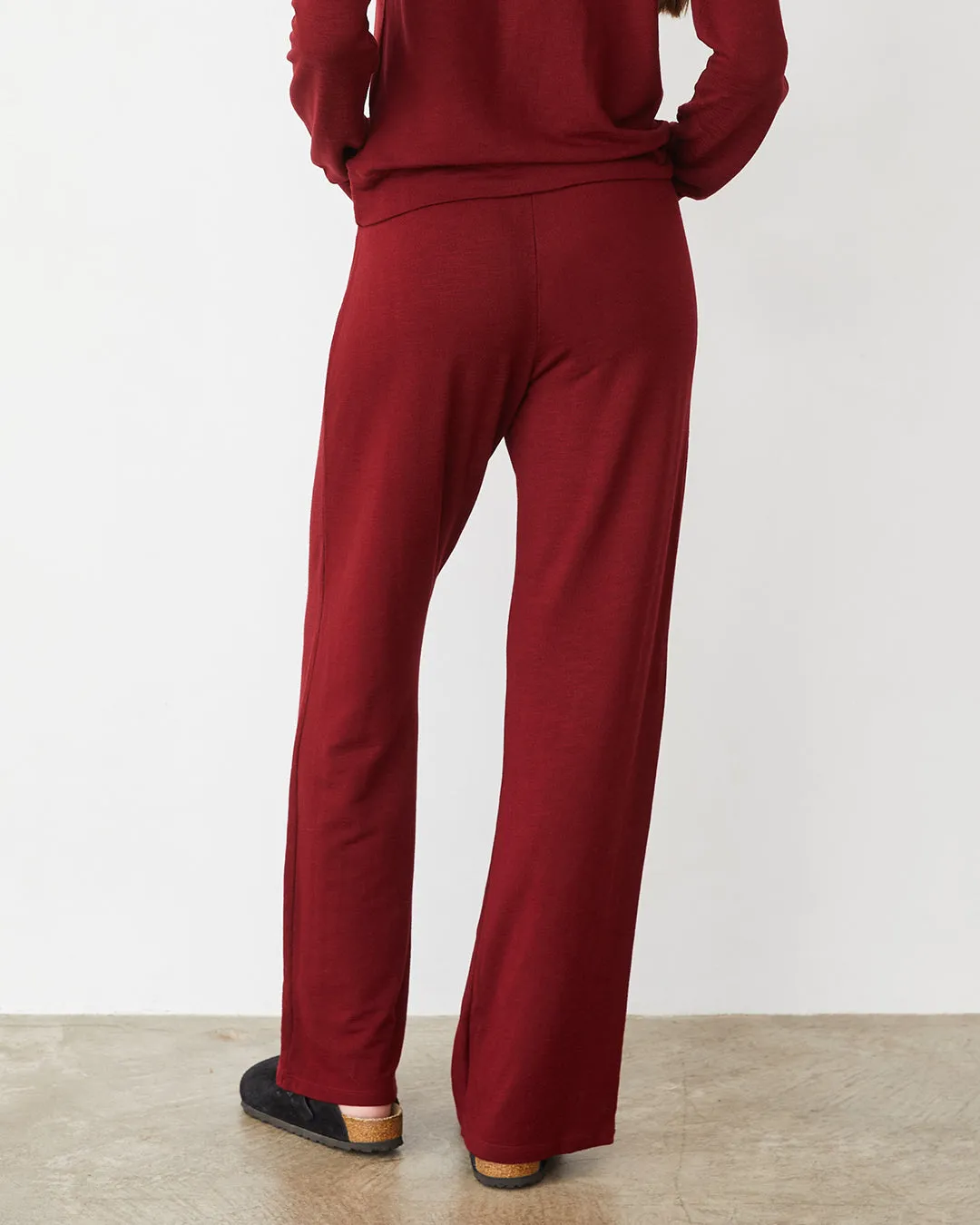 Supersoft Straight Leg Vintage Sweatpant sold by Monrow product image thumbnail 4