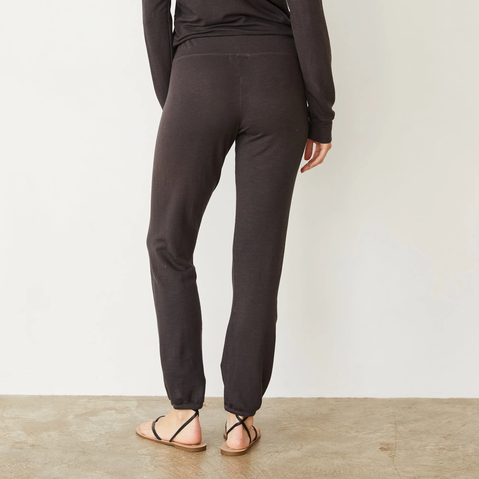 Supersoft Vintage Sweats sold by Monrow product image thumbnail 4