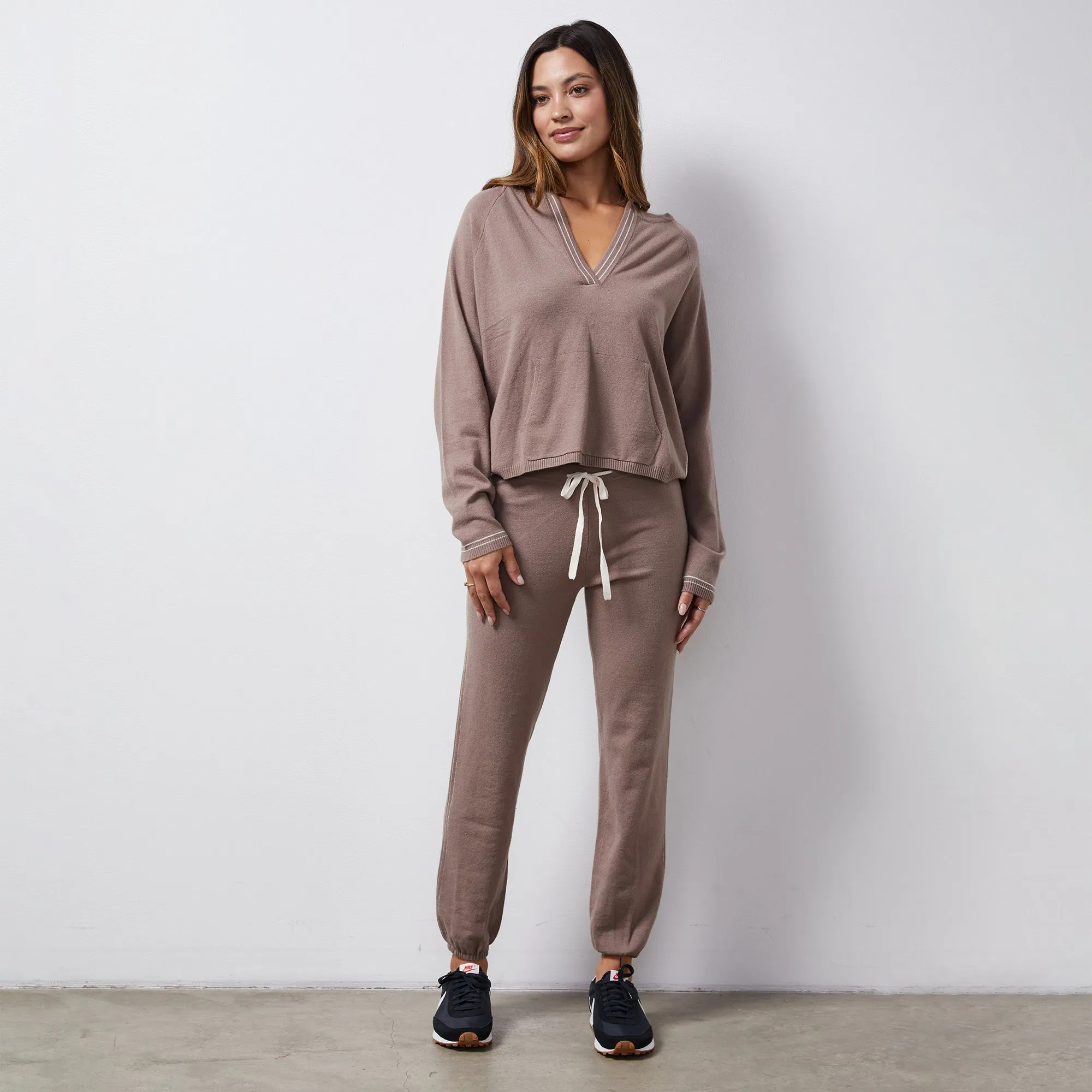 Light Soft Knit Contrast Stitch Vintage Sweat sold by Monrow product image thumbnail 2