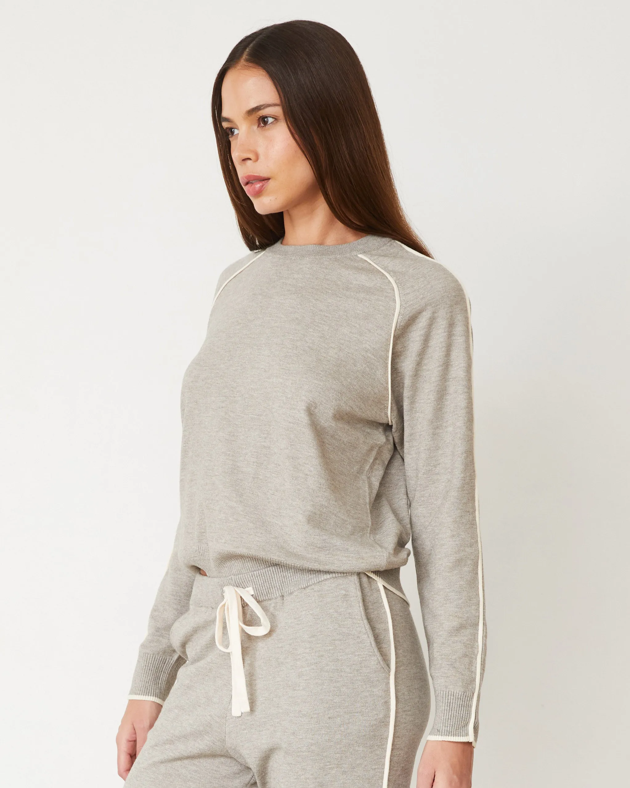 Light Knit Sweater With Contrast Piping sold by Monrow product image thumbnail 2