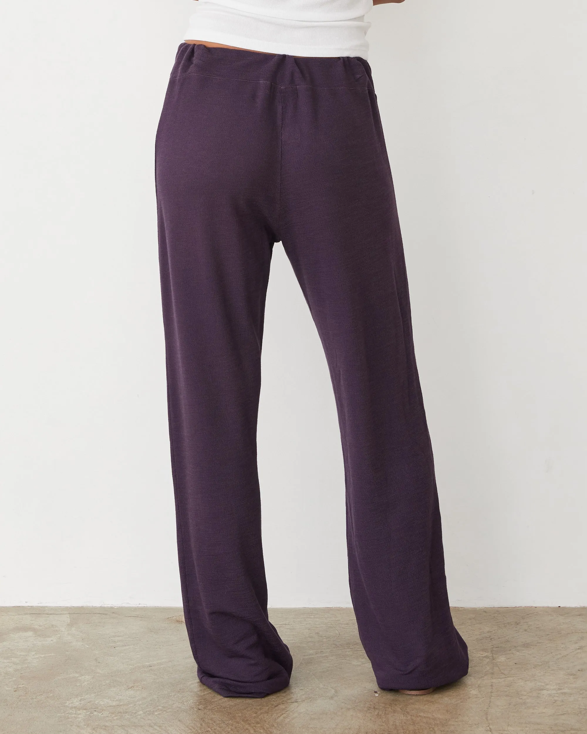 Supersoft Straight Leg Vintage Sweatpant sold by Monrow product image thumbnail 4
