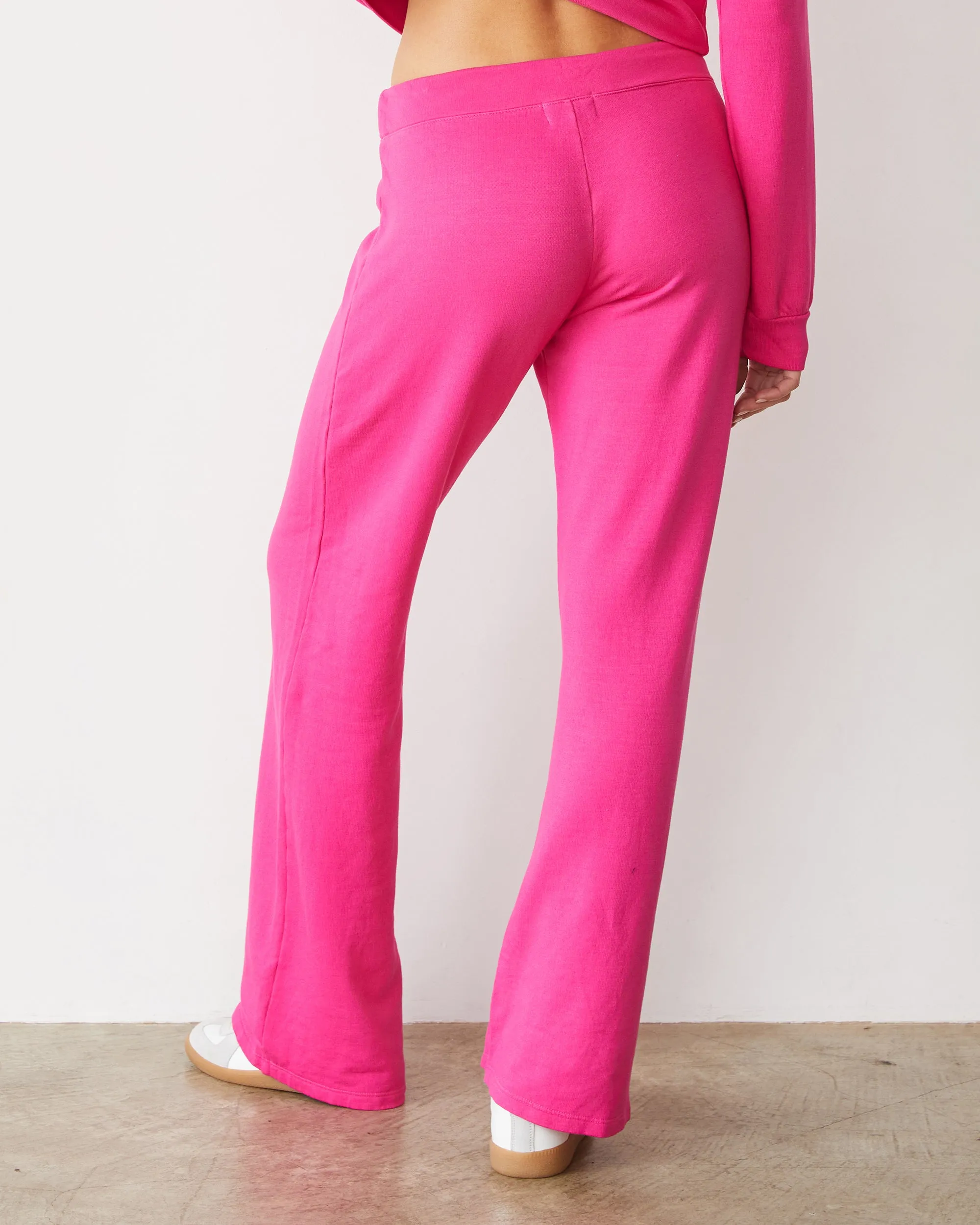 Softfleece Straight Leg Vintage Sweatpant sold by Monrow product image thumbnail 4