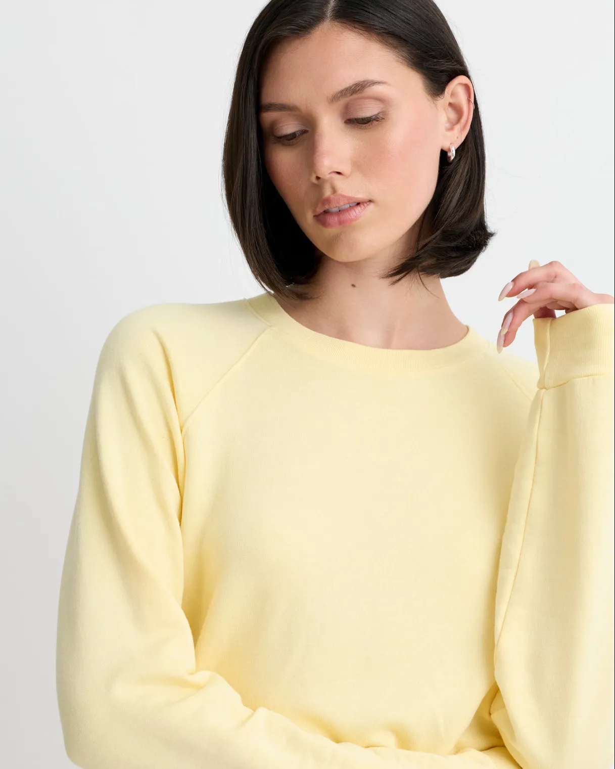 Softfleece Vintage Raglan sold by Monrow product image thumbnail 2
