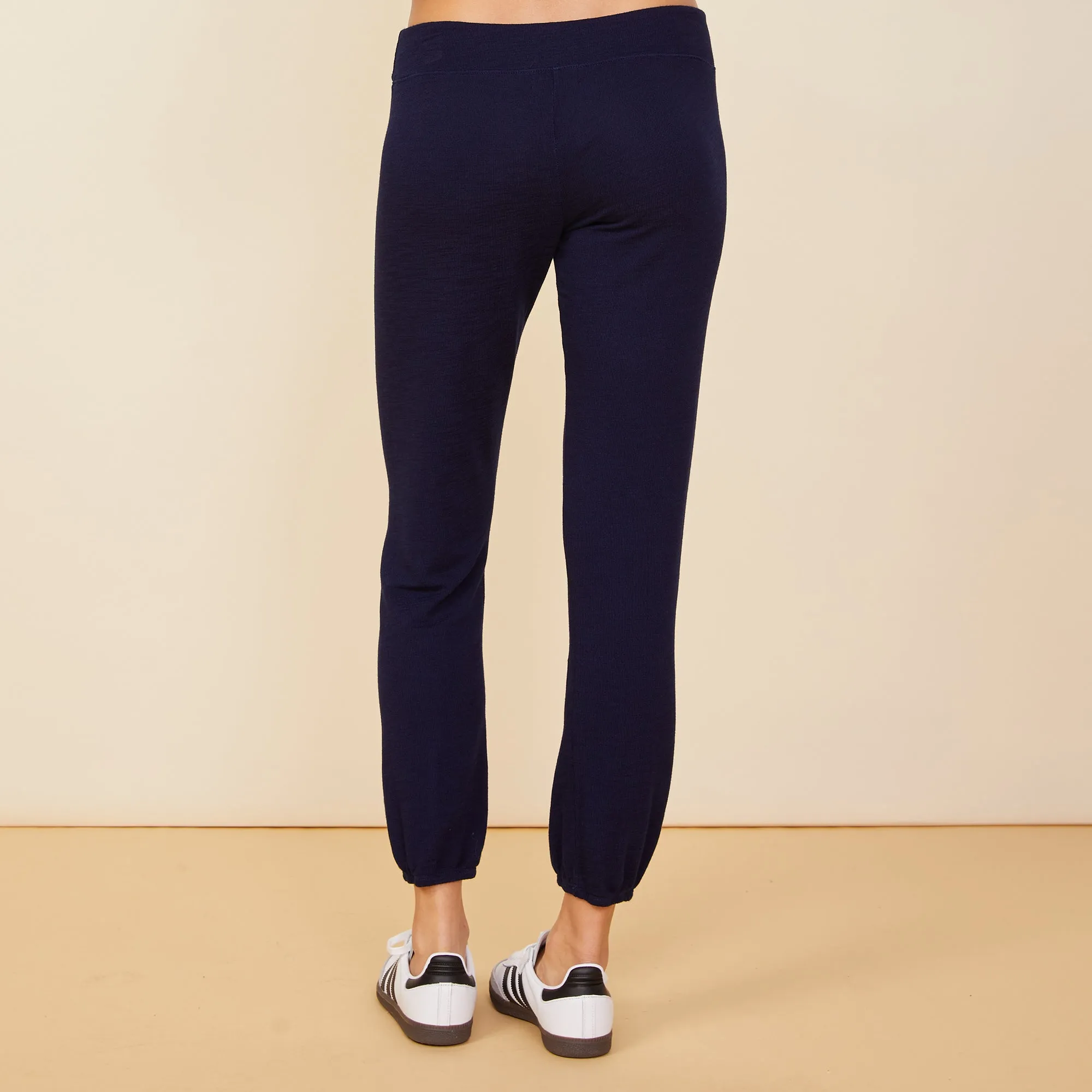 Supersoft Vintage Sweats sold by Monrow product image thumbnail 4