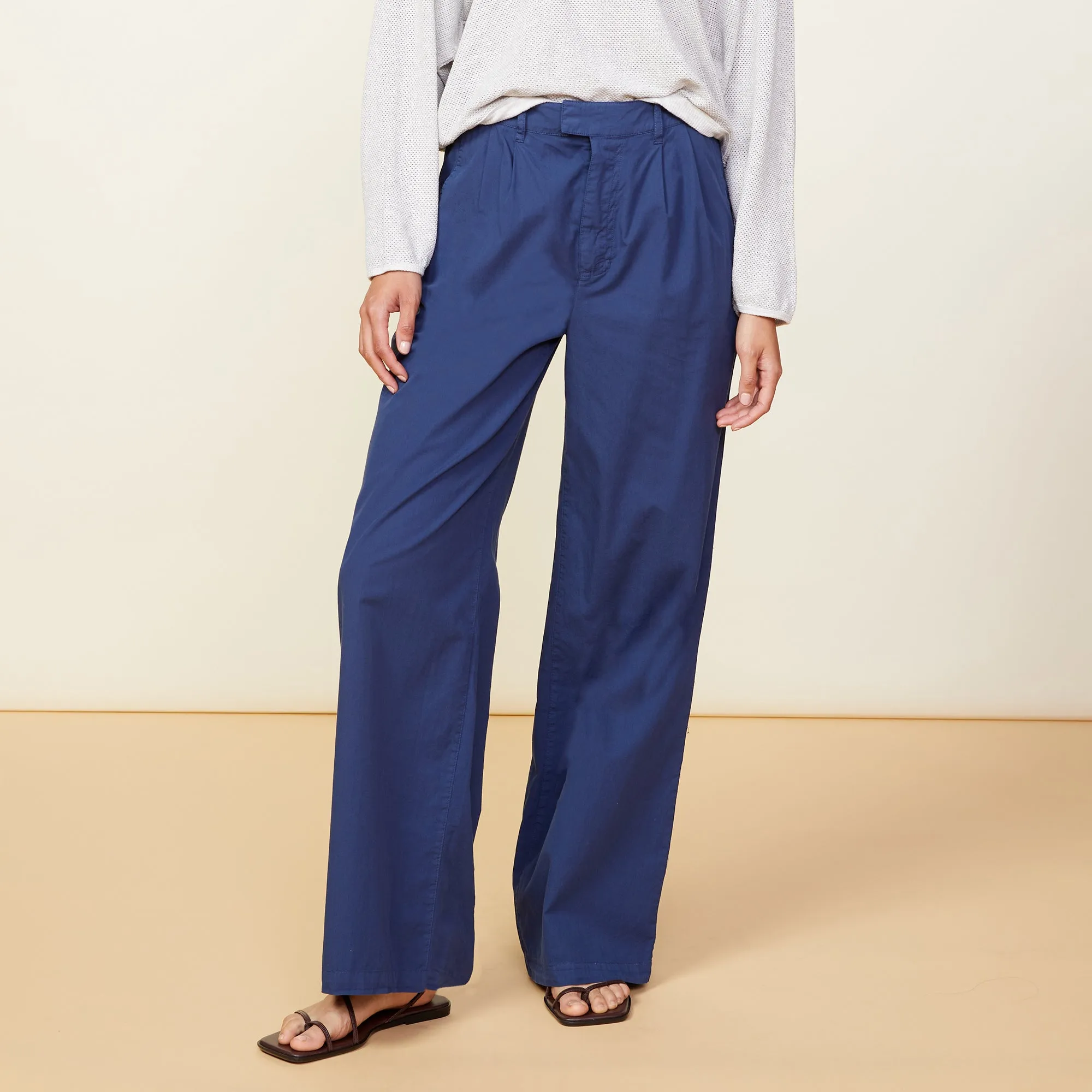 Poplin Wide Leg Trouser sold by Monrow product image thumbnail 2