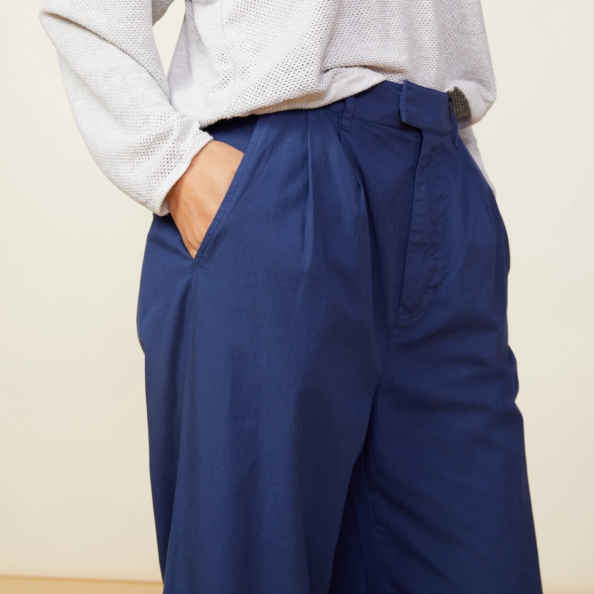 Poplin Wide Leg Trouser sold by Monrow product image thumbnail 3