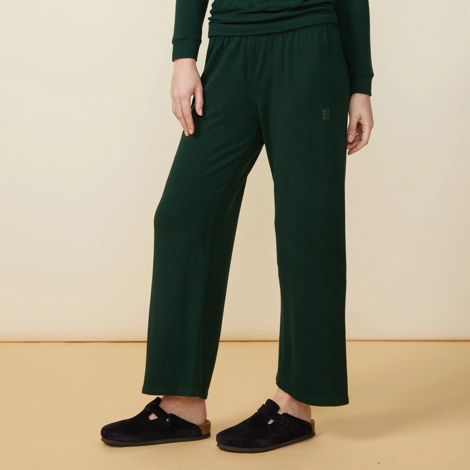 Supersoft Crop Straight Leg Sweat sold by Monrow product image thumbnail 3
