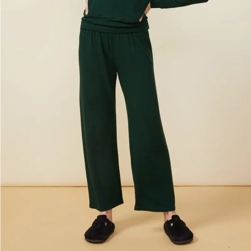 Supersoft Crop Straight Leg Sweat sold by Monrow
