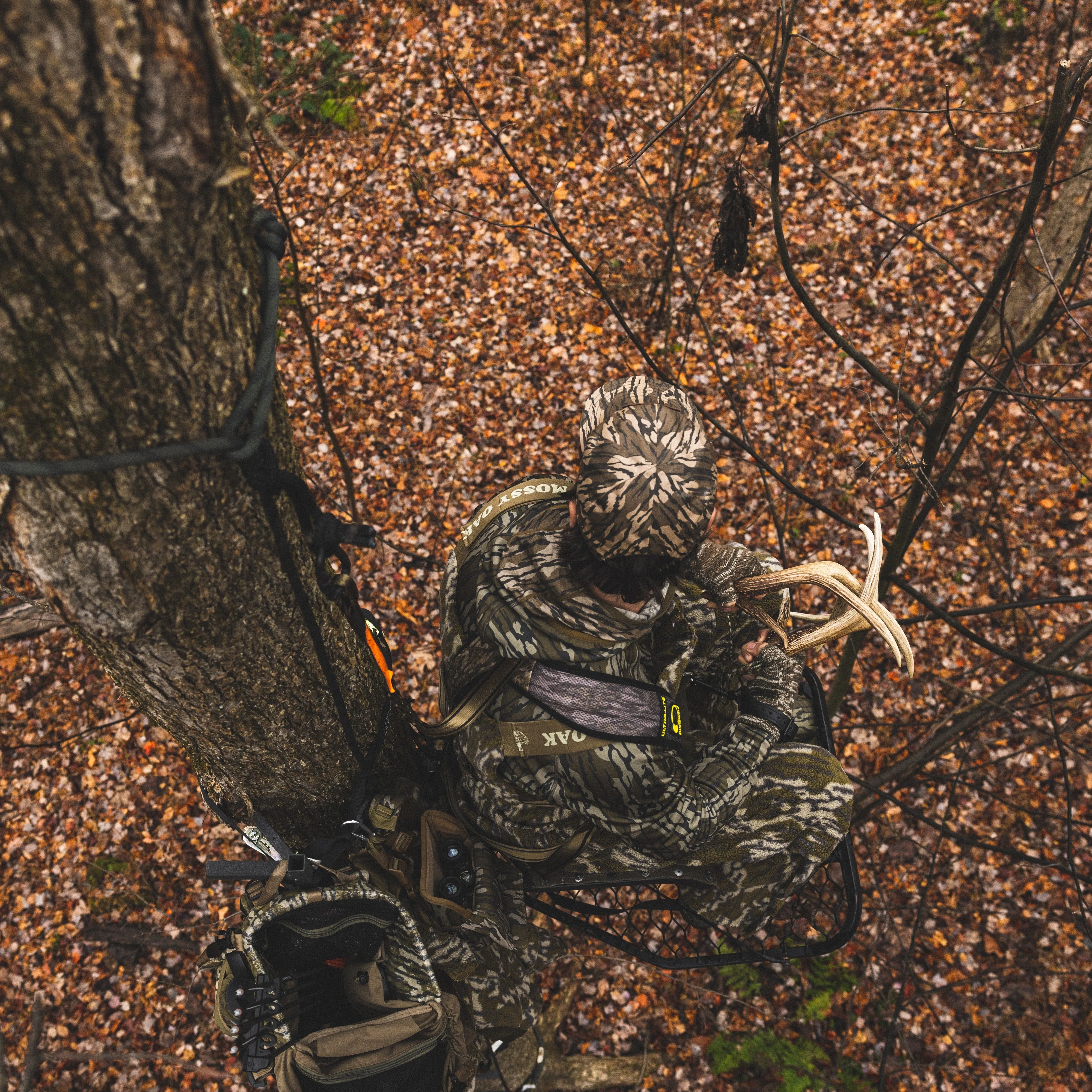 Mossy Oak Woodsman Series Fleece Bib sold by Mossy Oak product image thumbnail 3