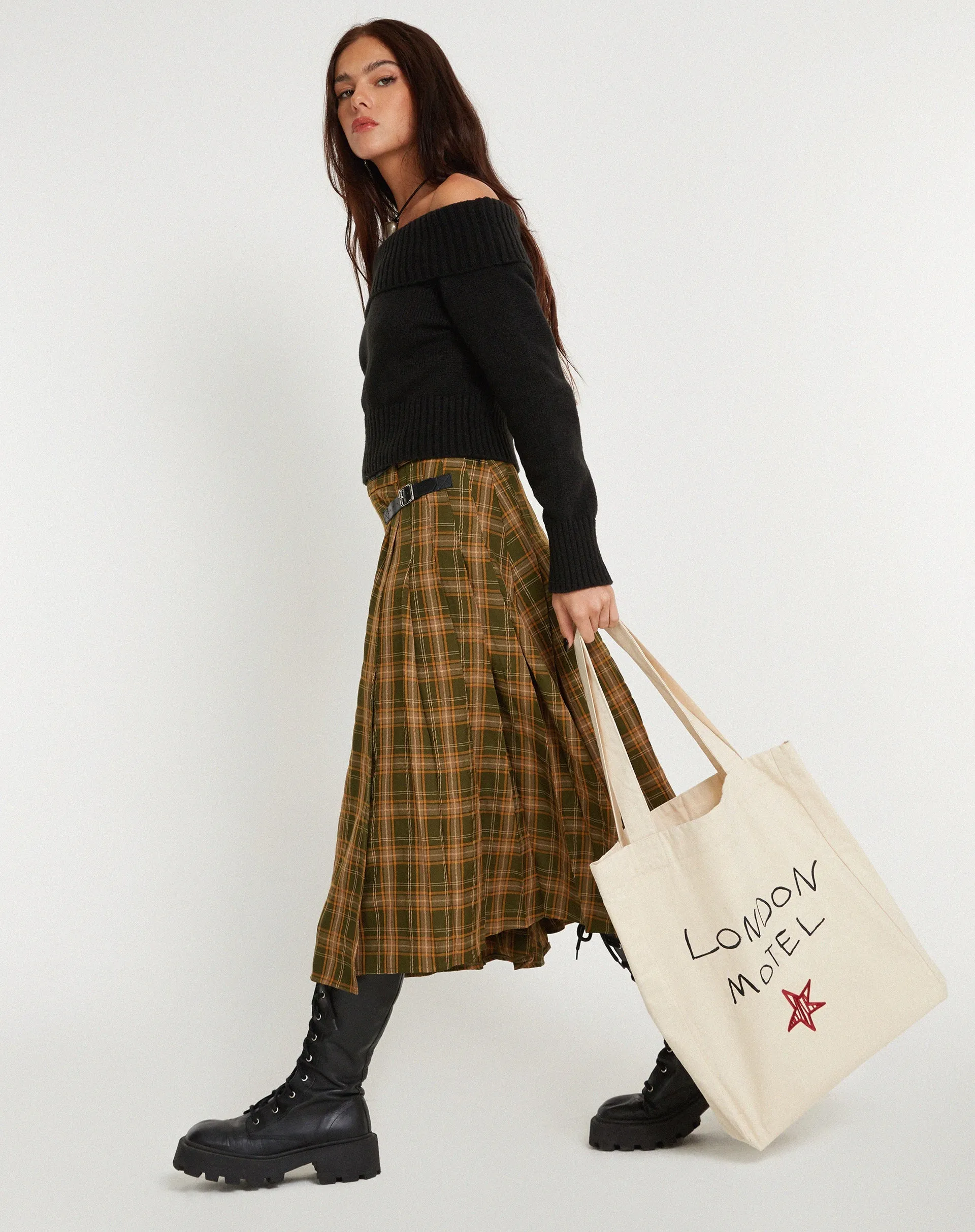 London Tote Bag in Ecru London Motel Embro sold by Motel Rocks product image thumbnail 3