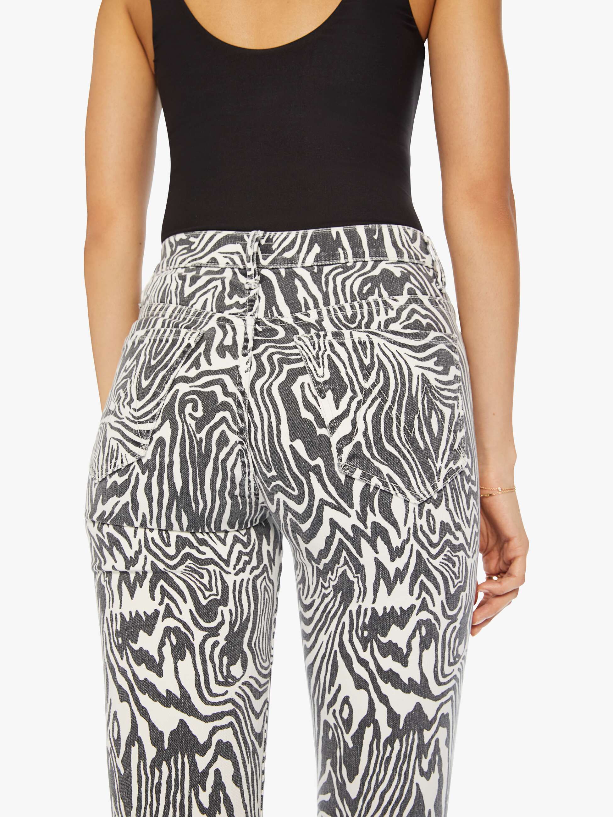 High Waisted Rascal Ankle Fray - Hoofin' It sold by MOTHER product image thumbnail 5