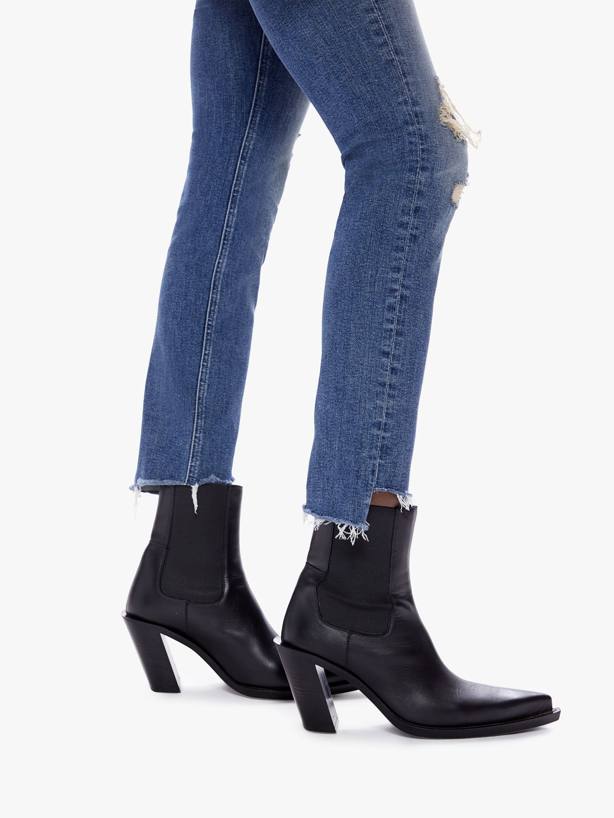 The Mid Rise Dazzler Ankle Step Fray - Skipping On Coals sold by MOTHER product image thumbnail 5