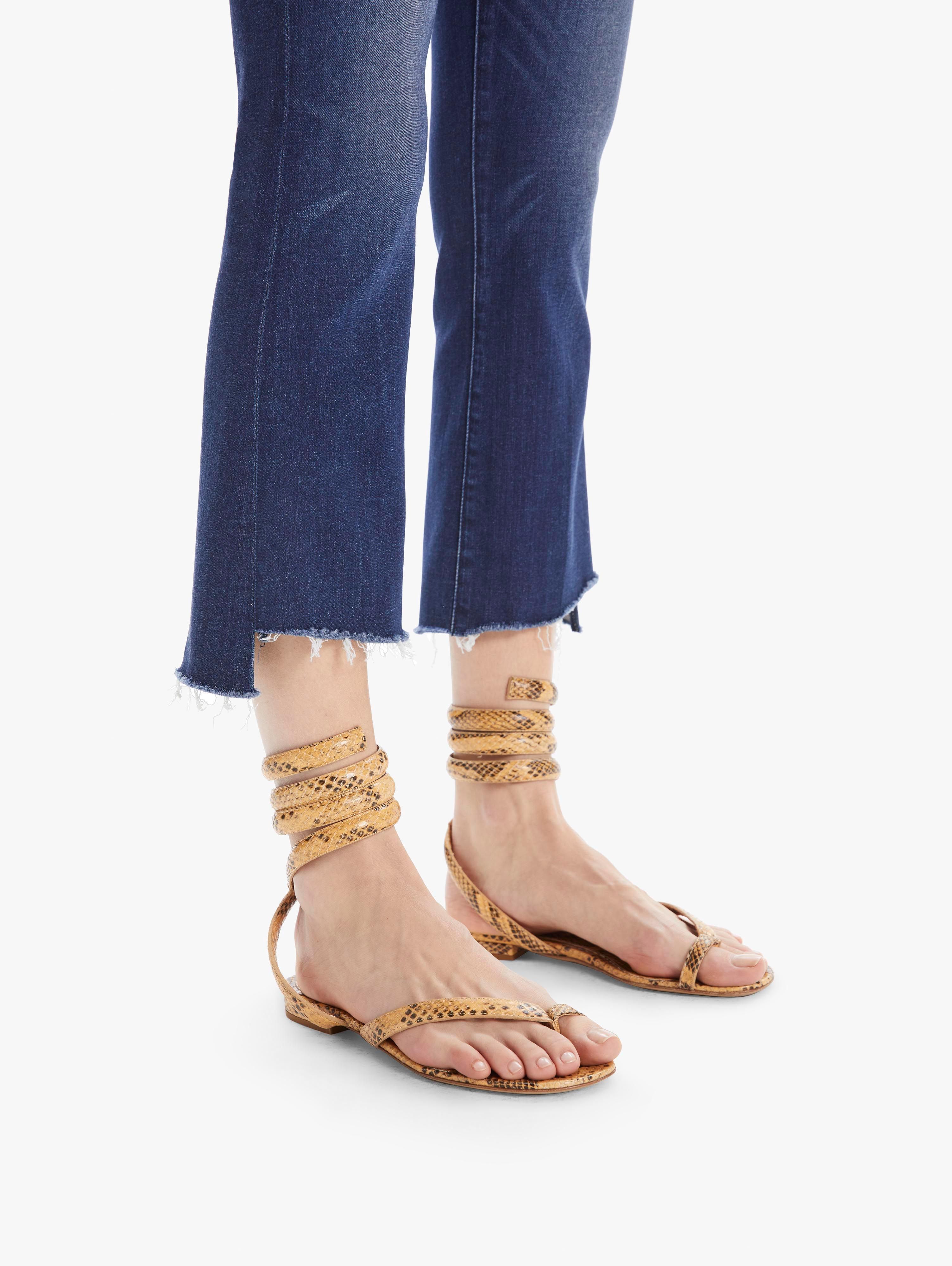 The Insider Crop Step Fray - Tongue And Chic sold by MOTHER product image thumbnail 5
