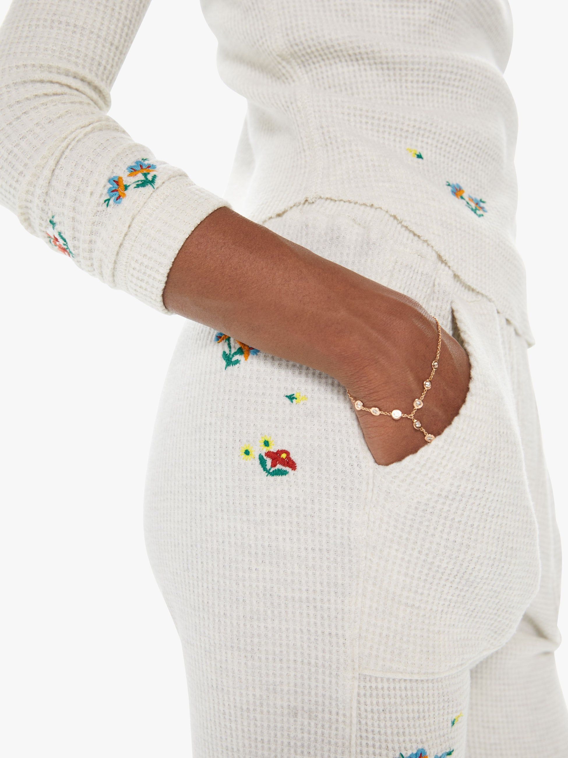 The Itty Bitty L/S Sweetheart - With The Rising Sun sold by MOTHER product image thumbnail 6